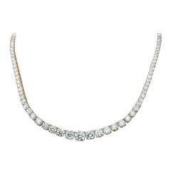 17.58 ct Riviera Graduated Diamond Necklace - Platinum