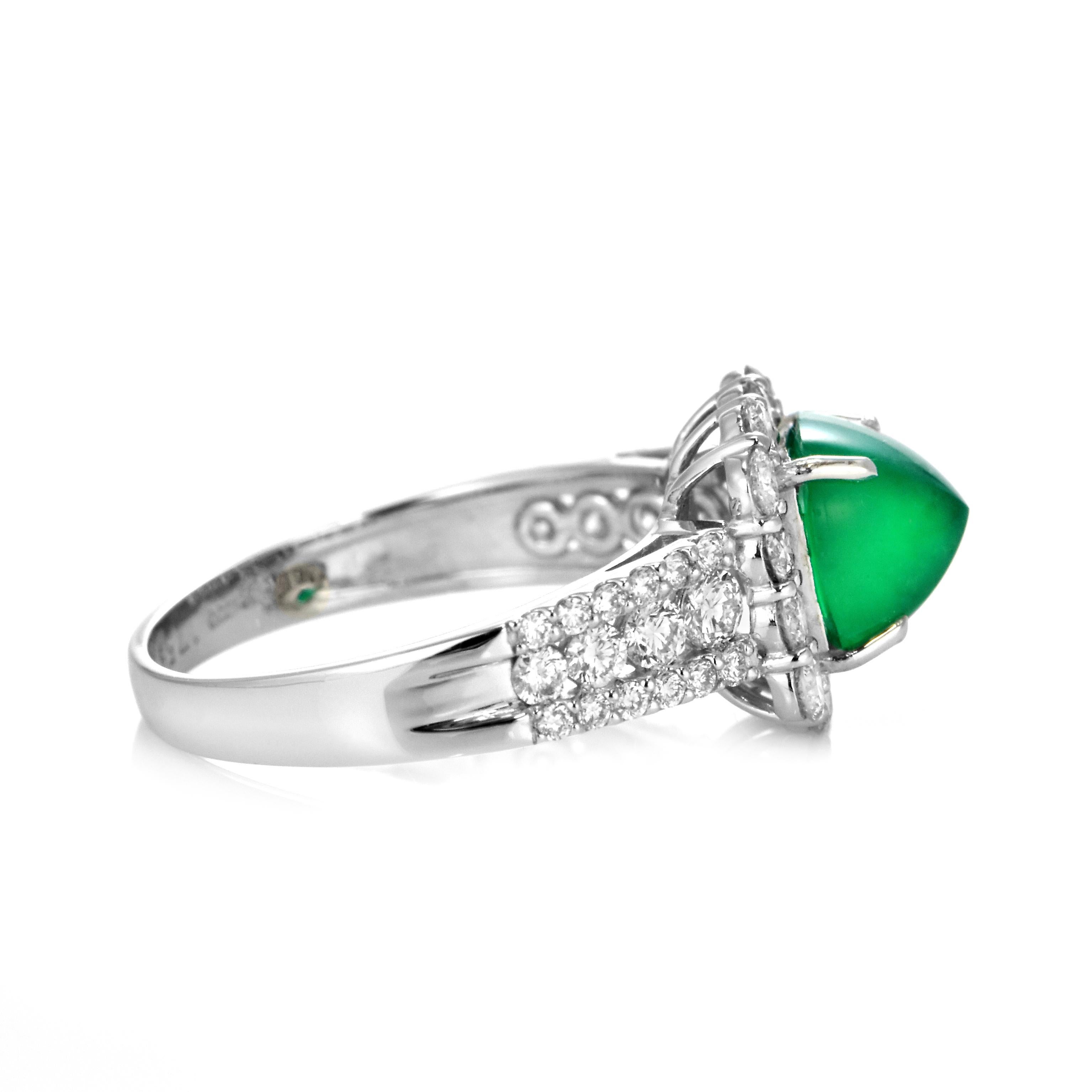 1.759 Karat natürlicher kolumbianischer Zuckerhut-Smaragd & Diamantring aus Platin mit Zuckerhut-Smaragd im Angebot 4