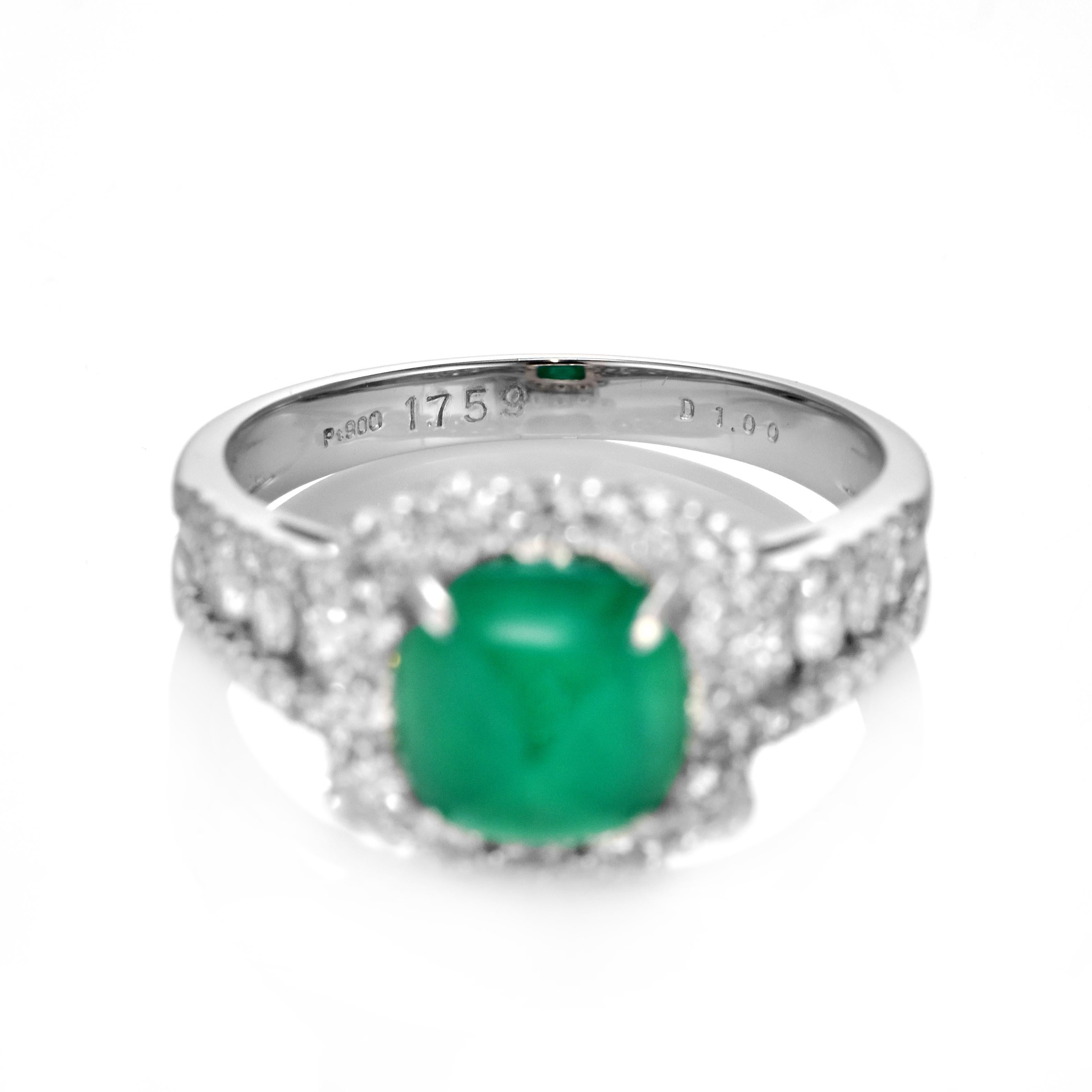 1.759 Karat natürlicher kolumbianischer Zuckerhut-Smaragd & Diamantring aus Platin mit Zuckerhut-Smaragd im Angebot 1