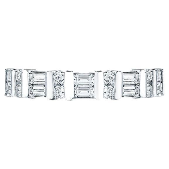 1.75ct Baguette & Round Diamond Bar Set Eternity Band in 18KT Gold For Sale