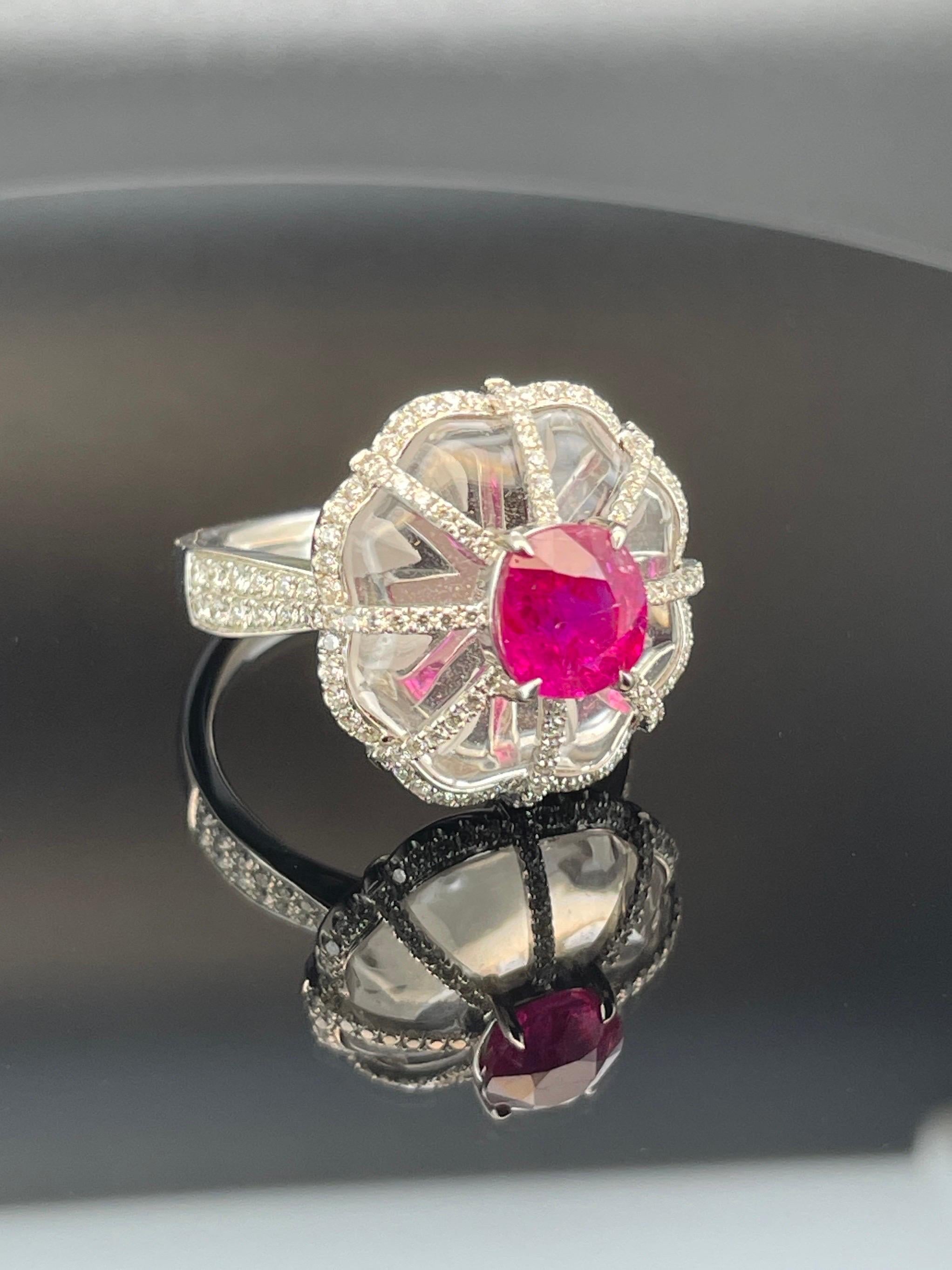 1.75ct natural unheat burma ruby neon vivid red ring 18K certified 8.43gram  In New Condition For Sale In bangkok, TH