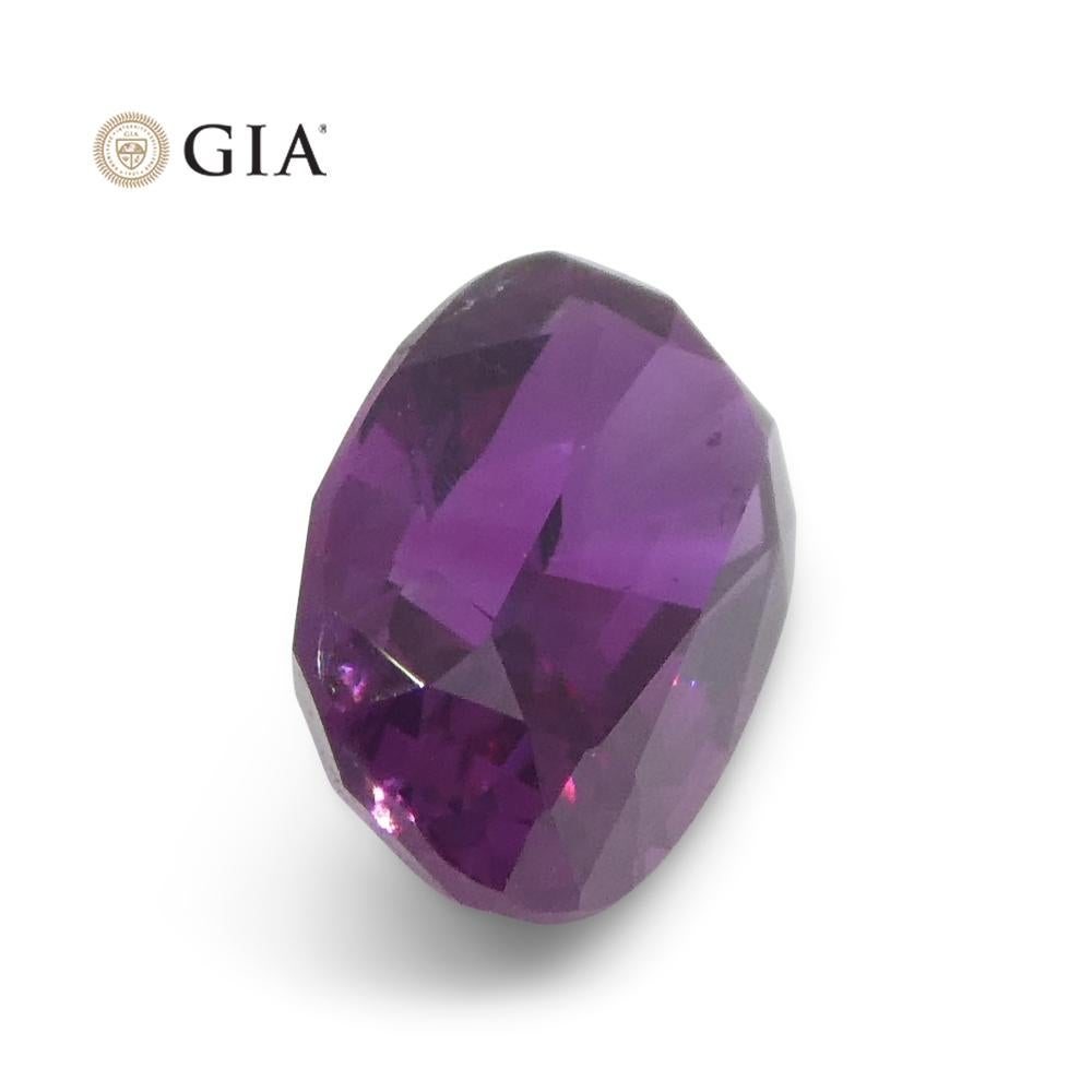 1.75 Carat Oval Pink-Purple Sapphire GIA Certified Pakistan / Kashmir For Sale 6