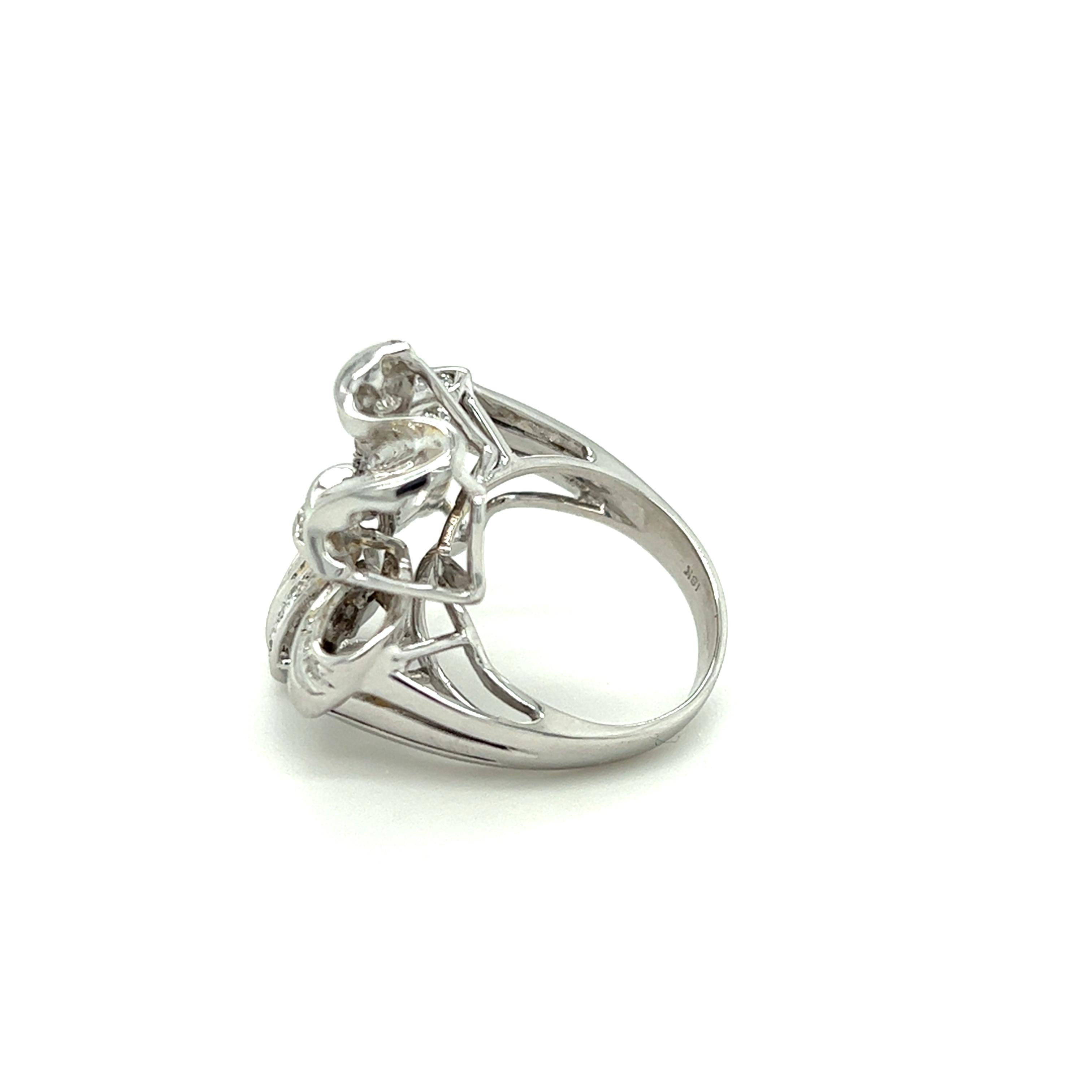 1,75 Karat Diamant-Cluster-Ring mit Schleifendesign aus 18 Karat Weißgold (Zeitgenössisch)