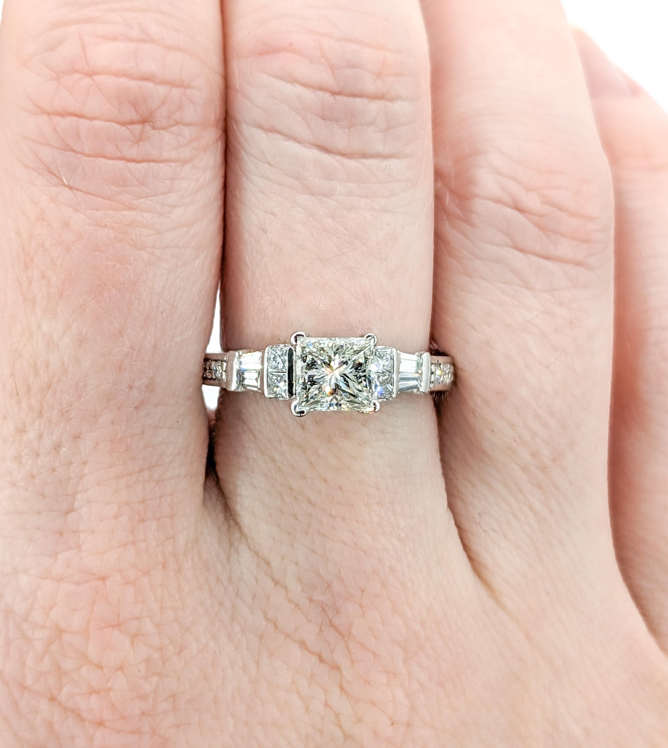 1.75ctw Diamond Engagement Ring In 950pt Platinum For Sale 7