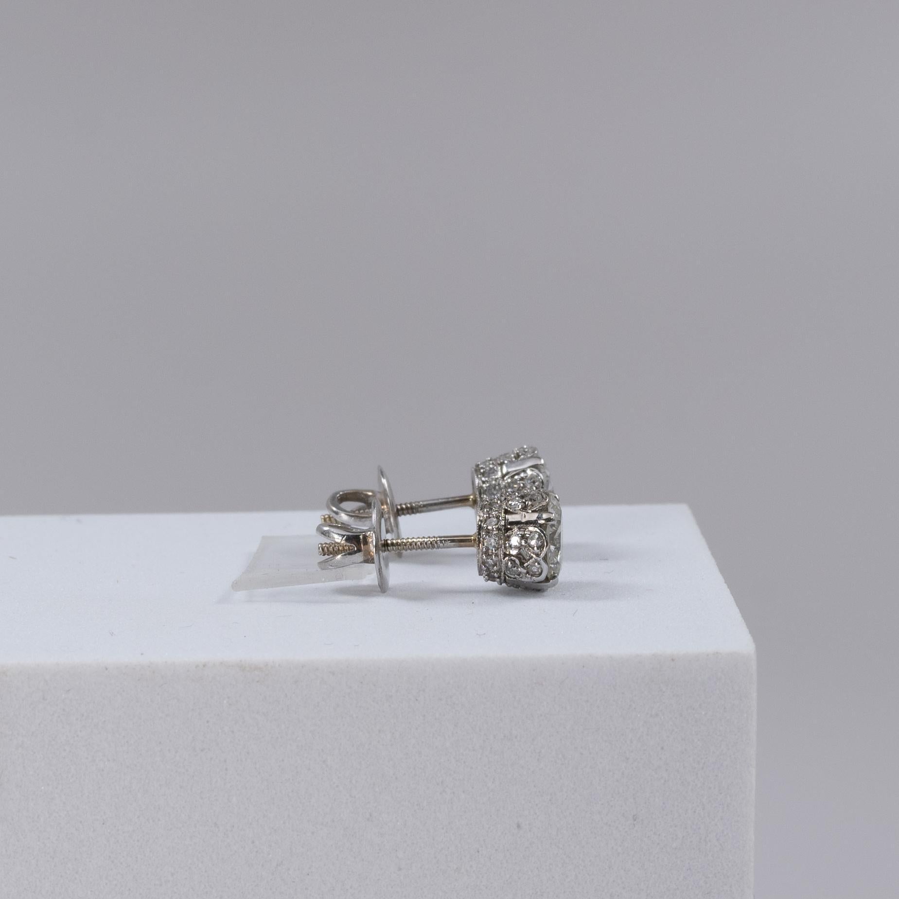 1.75ctw Vintage Old European Cut Diamond Studs in 18k White Gold In Good Condition In Addison, TX