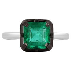 1.76 Carat Emerald Statement 18K White Gold Elegant Sparkle