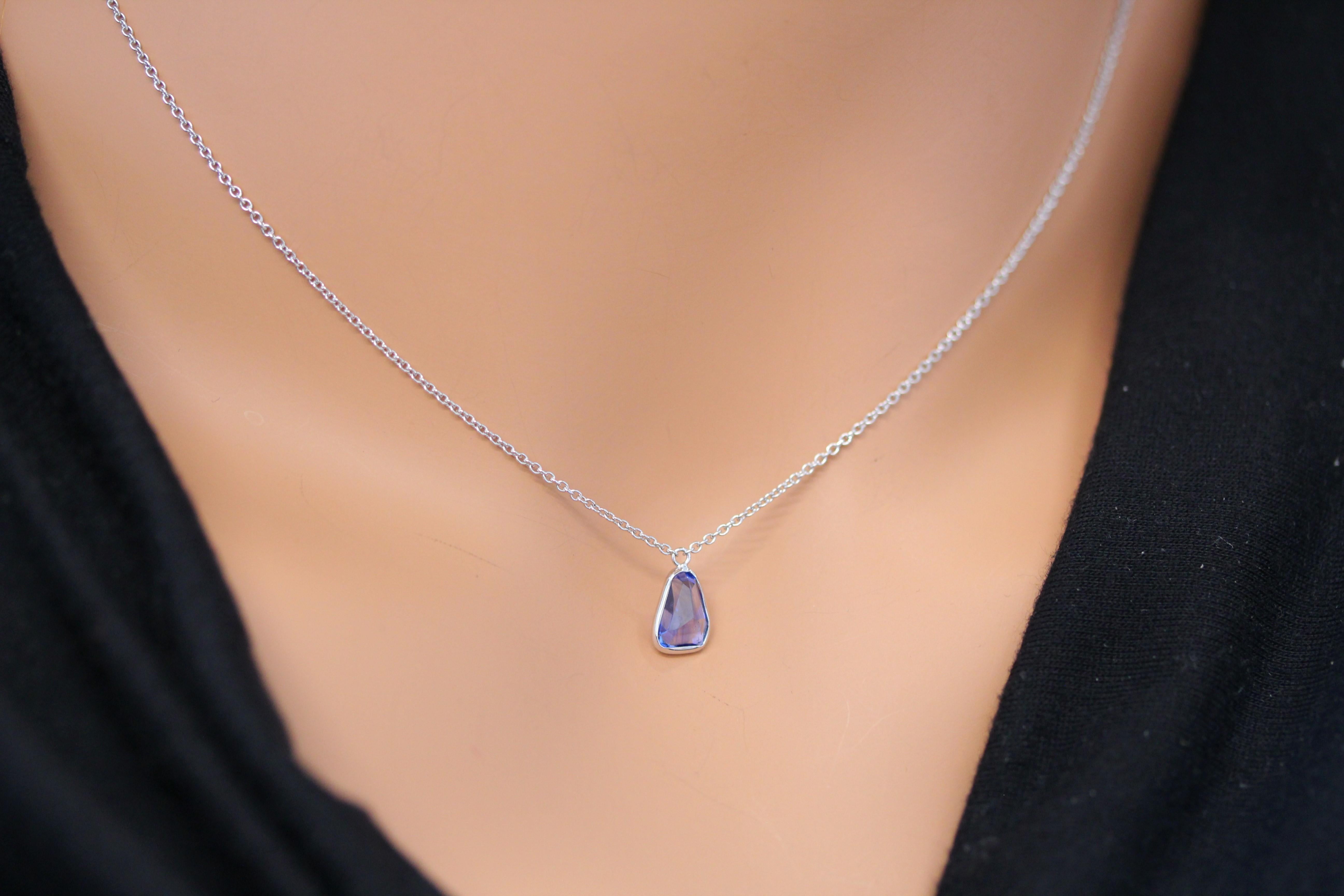 Contemporary 1.76 Carat Triangle Sapphire Blue Fashion Necklaces In 14k White Gold For Sale