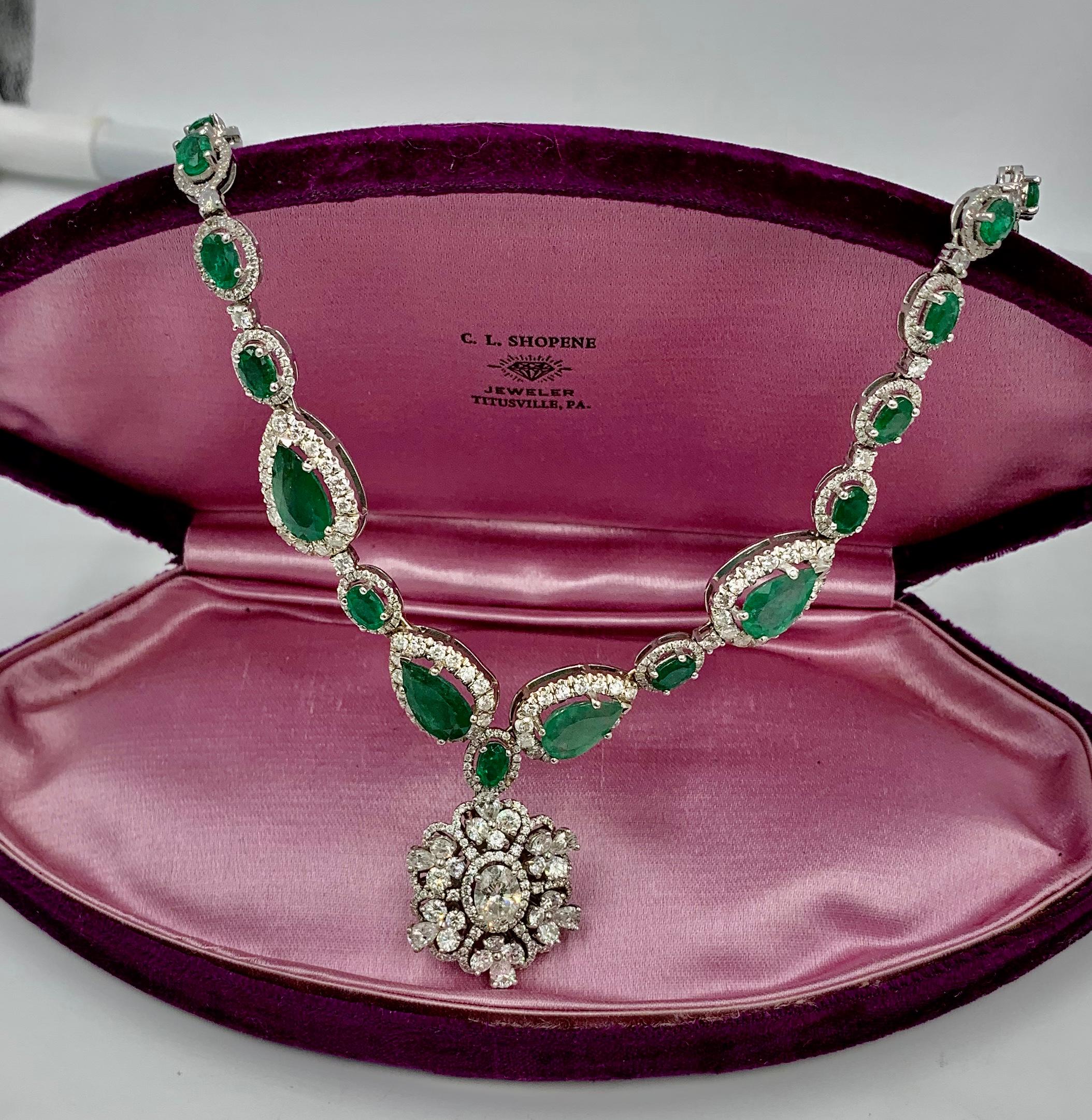 17.6 Carat Emerald 6.3 Carat Diamond Pendant Necklace Antique Estate Gold 4