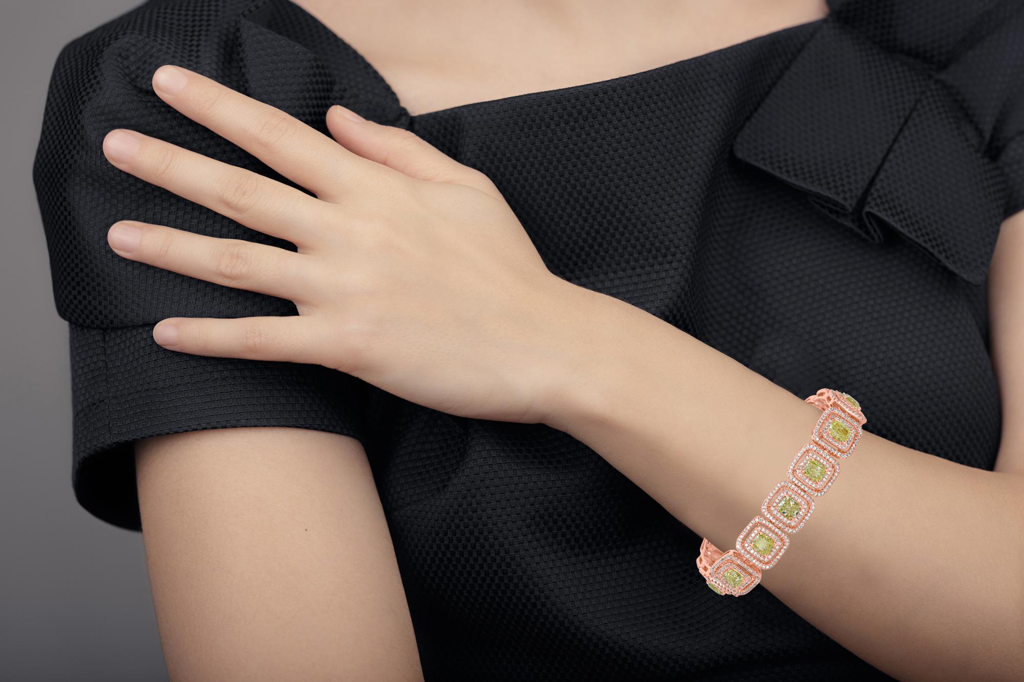 Armband aus Roségold mit GIA-zertifiziertem 17,6 Karat gelbem Diamanten im Zustand „Neu“ im Angebot in New York, NY