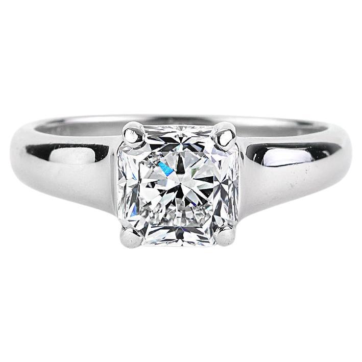 Tiffany & Co., bague en platine Lucida avec diamants de 1,76 carat en vente