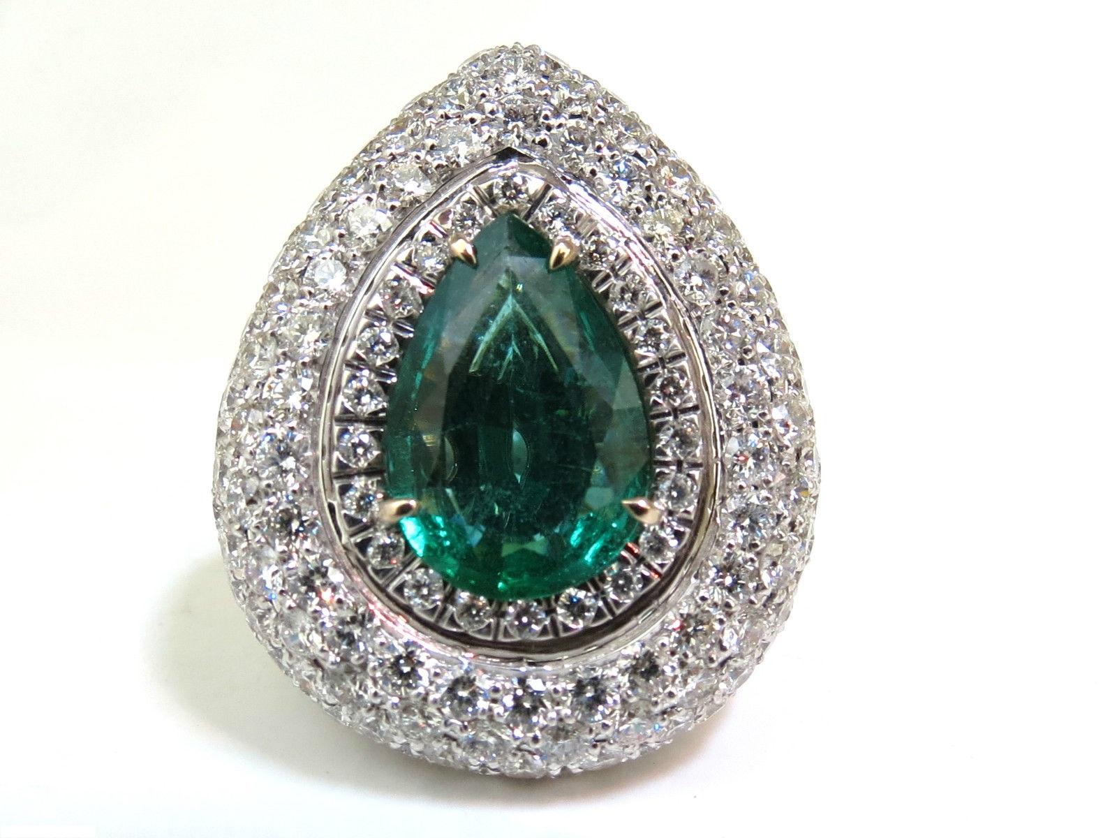 Pear Cut 17.60 Carat 18 Karat Natural Fine Green Emerald Diamond 3D Puffed Dome Deco Ring For Sale