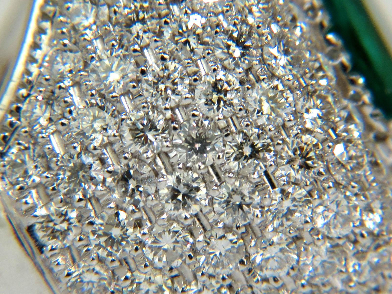 17.60 Carat 18 Karat Natural Fine Green Emerald Diamond 3D Puffed Dome Deco Ring For Sale 1