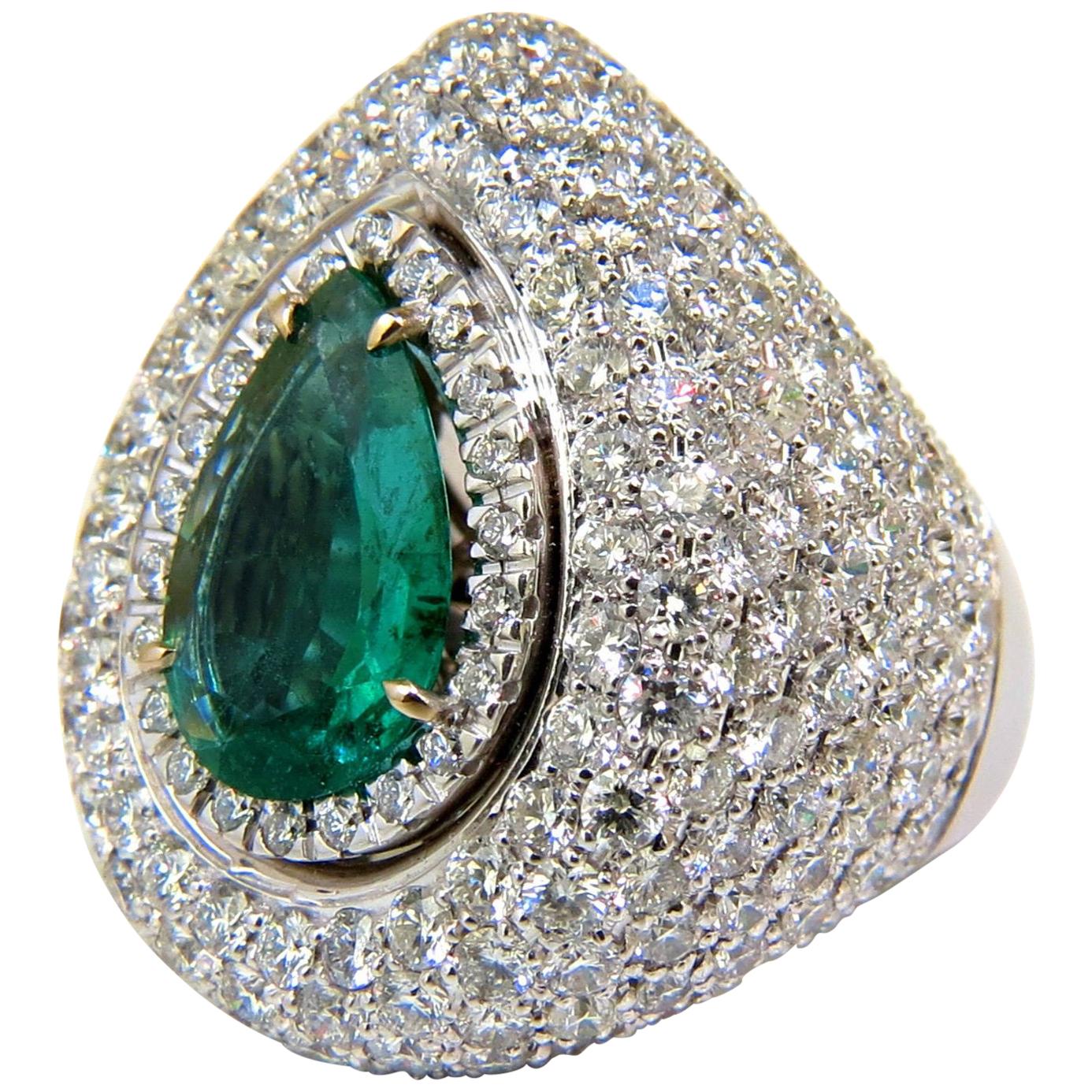 17.60 Carat 18 Karat Natural Fine Green Emerald Diamond 3D Puffed Dome Deco Ring For Sale