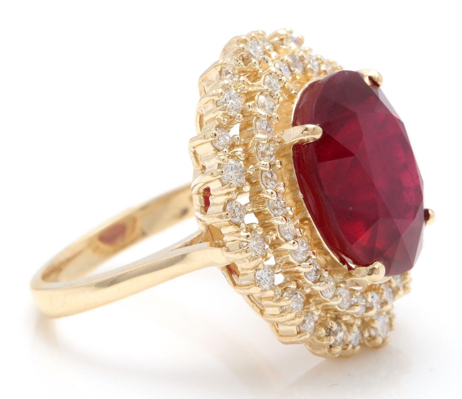 Mixed Cut 17.60 Carat Impressive Red Ruby and Diamond 14 Karat Yellow Gold Ring For Sale