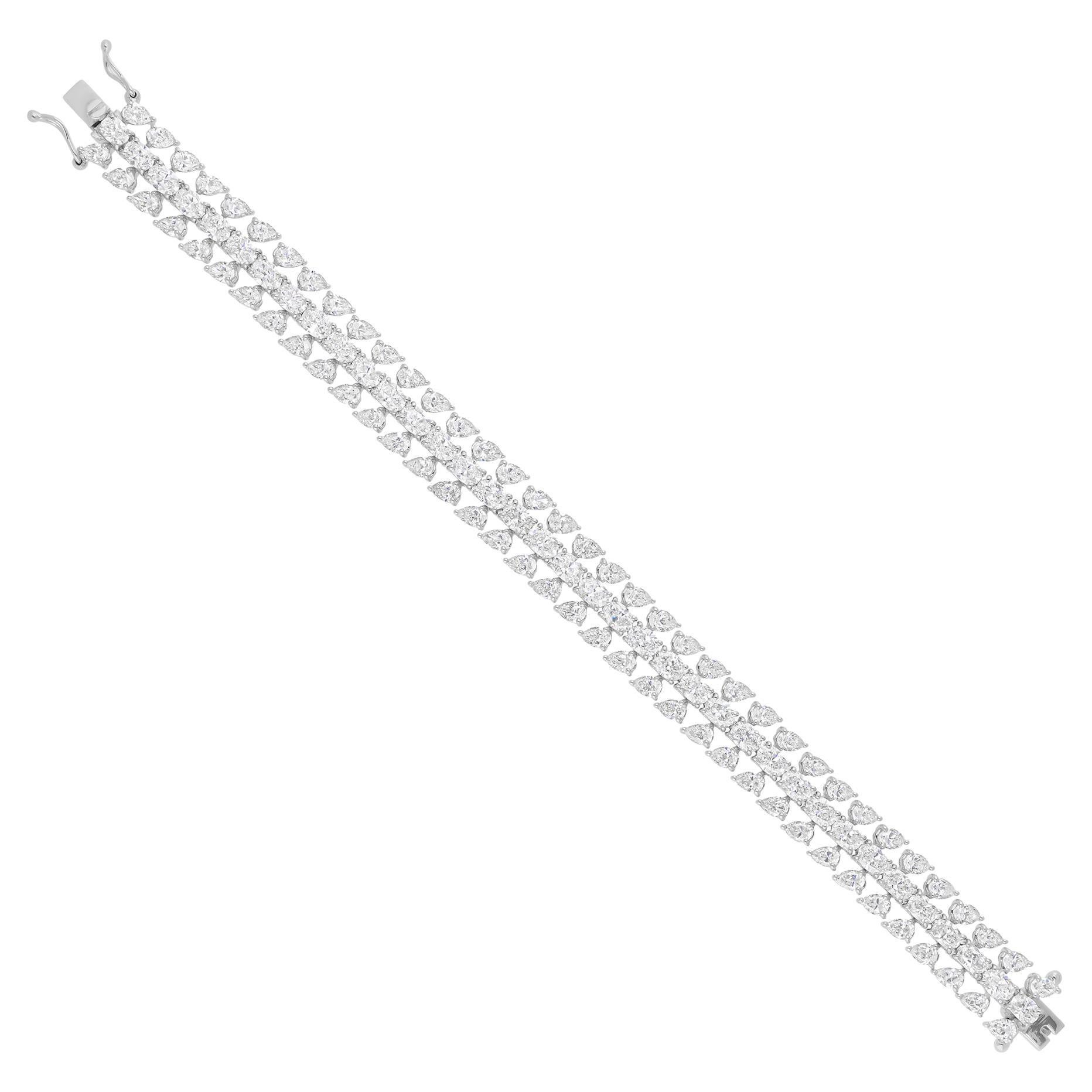 17.60 Carat SI/H Pear Oval Brilliant Cut Bracelet en or blanc 18 carats
