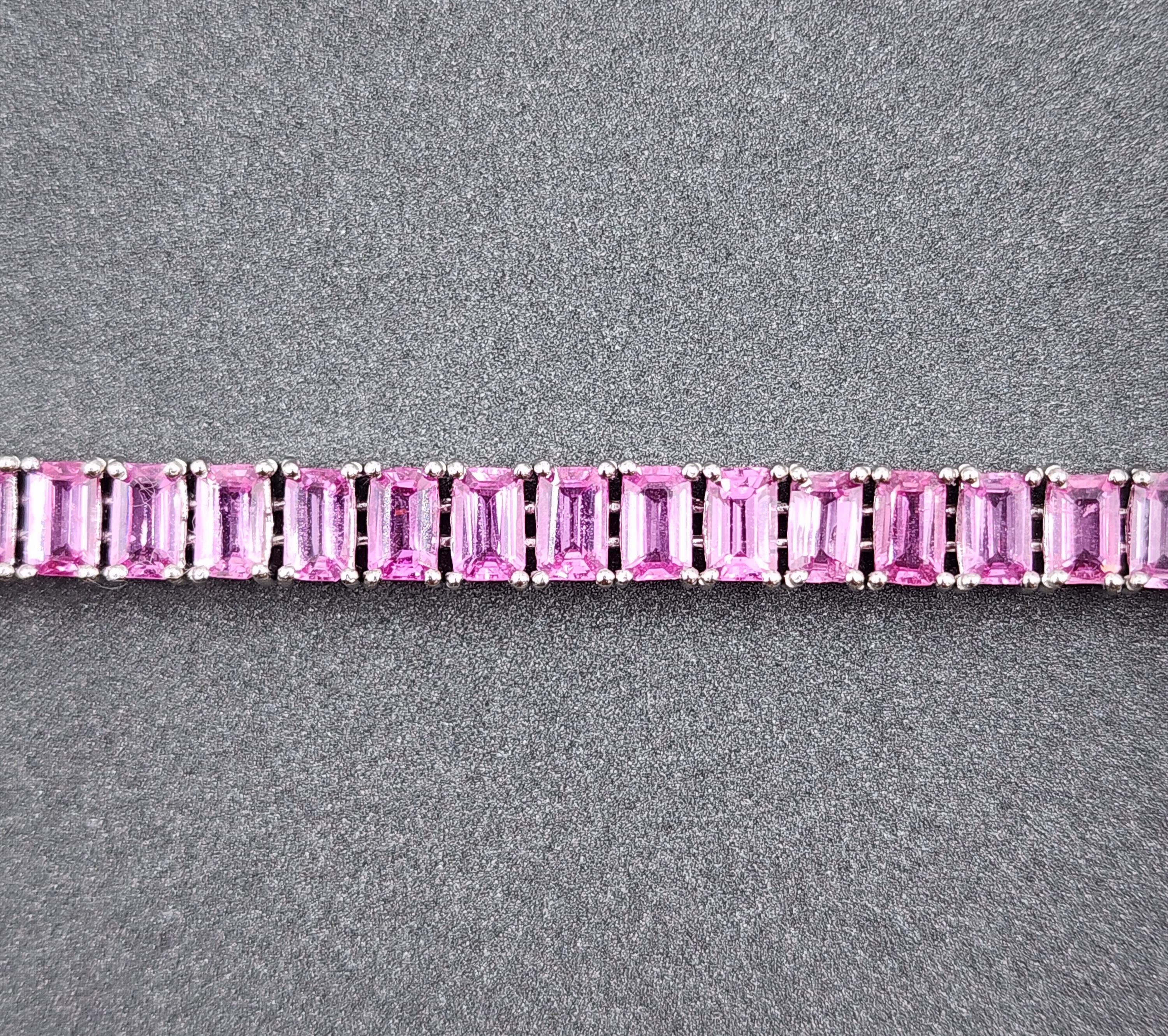Emerald Cut 17.60 ct Natural Pink Sapphire Bracelet For Sale
