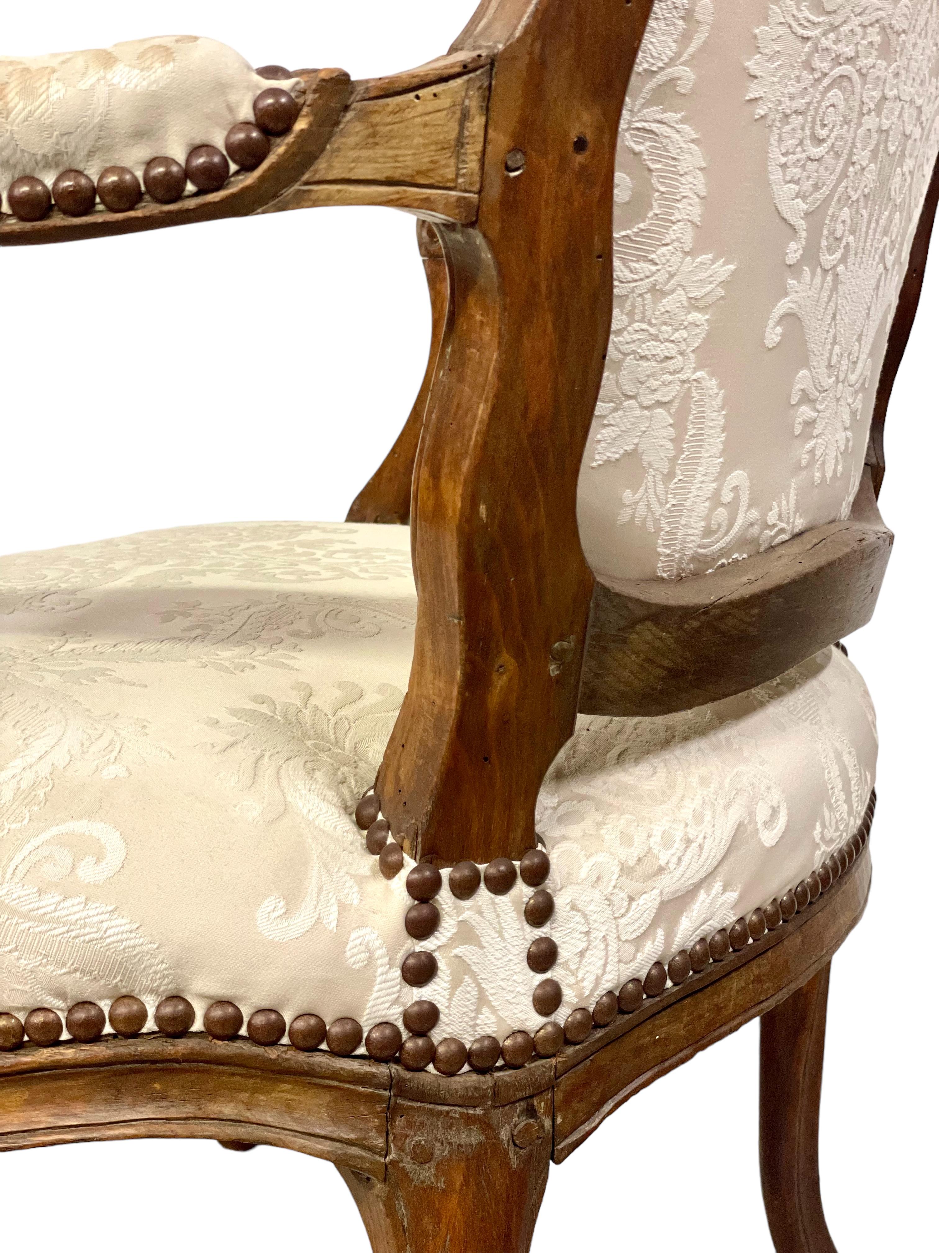 Walnut 1760s Louis XV Period Fauteuil à La Reine by Mathieu Bauve For Sale