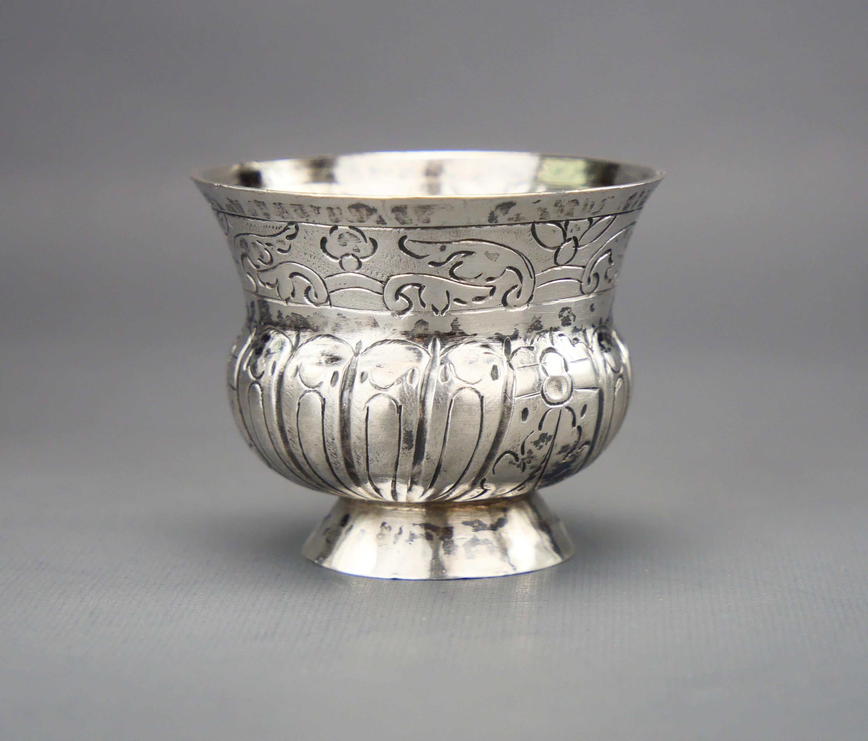 Women's or Men's 1764 Antique Tsarist Imperial Russian Vodka Shot solid 84 Silver / 23 gr For Sale