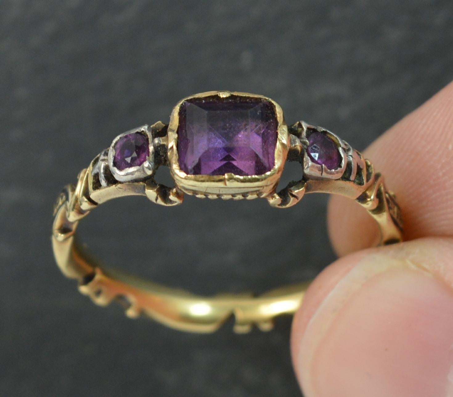 1764 Henry Drake 18 Carat Gold Enamel Amethyst Mourning Band 4