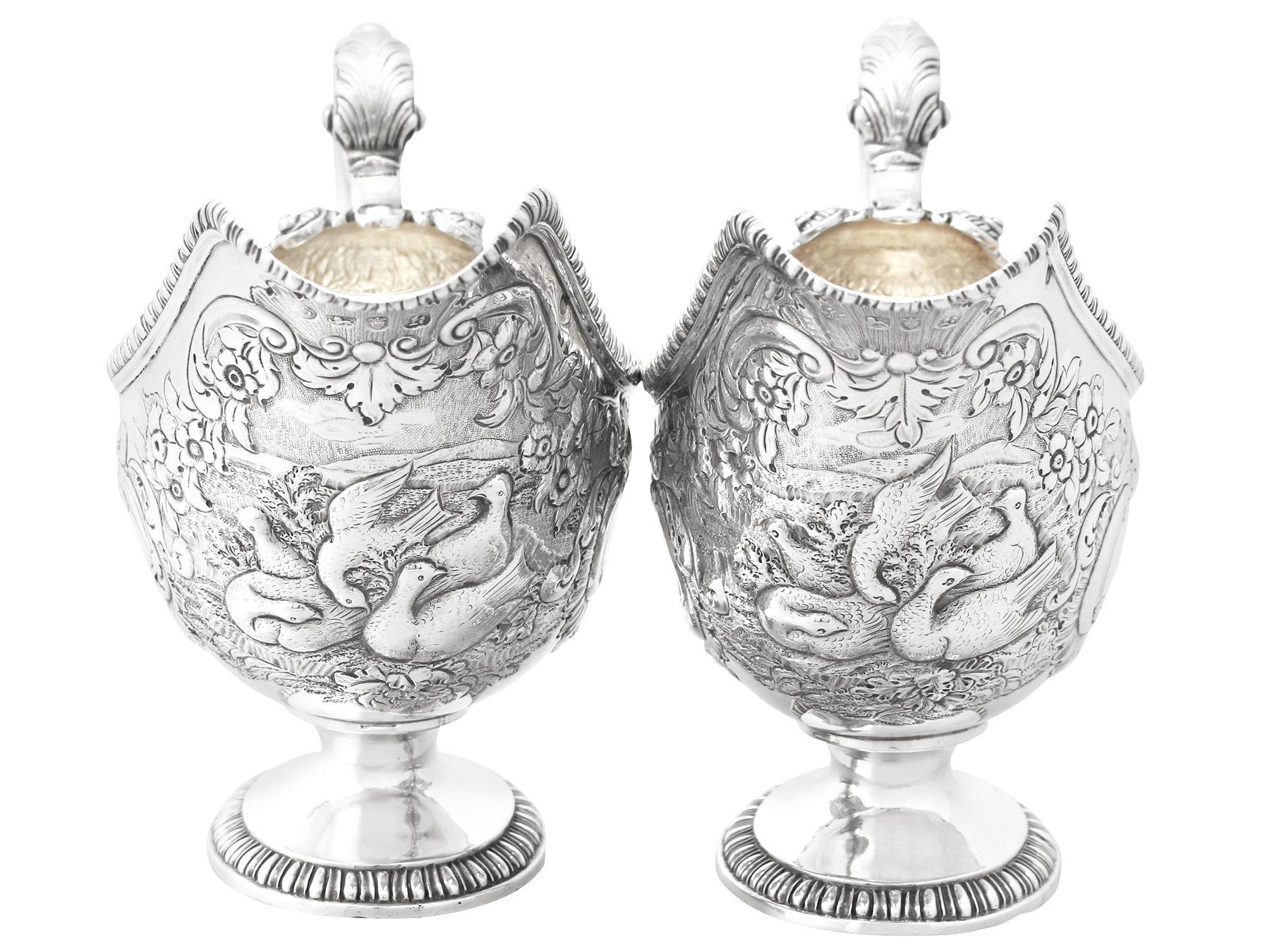 Mid-18th Century John Swift 1765 Antique Georgian English Sterling Silver Sauceboats For Sale