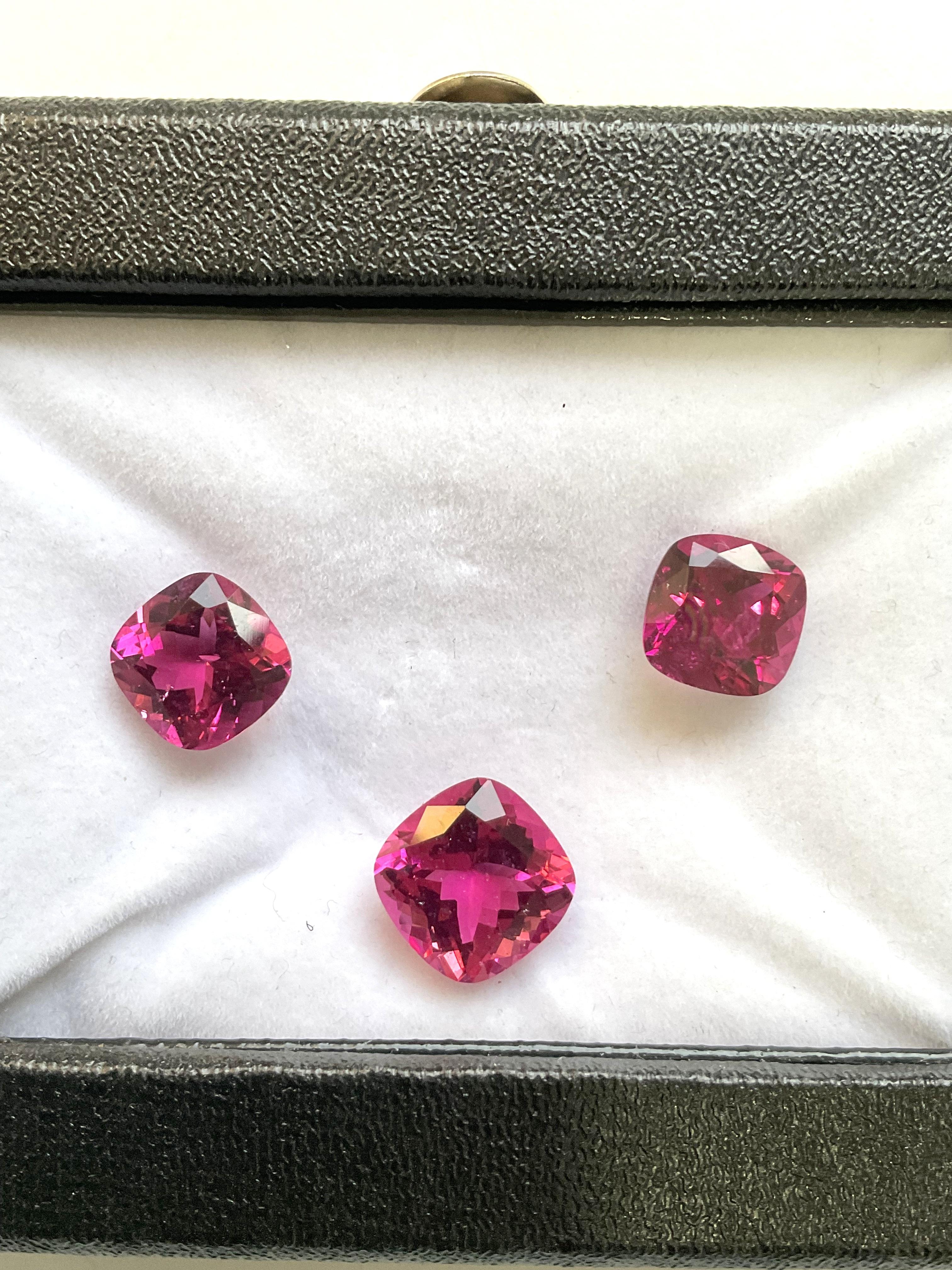 17.65 Carats Rubellite 3 Pieces Cushion Cut Layout For Jewelry Natural Gemstone For Sale 4