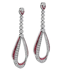 1.76 Karat Diamant 2,10 Karat Rubin baumelnde Ohrringe