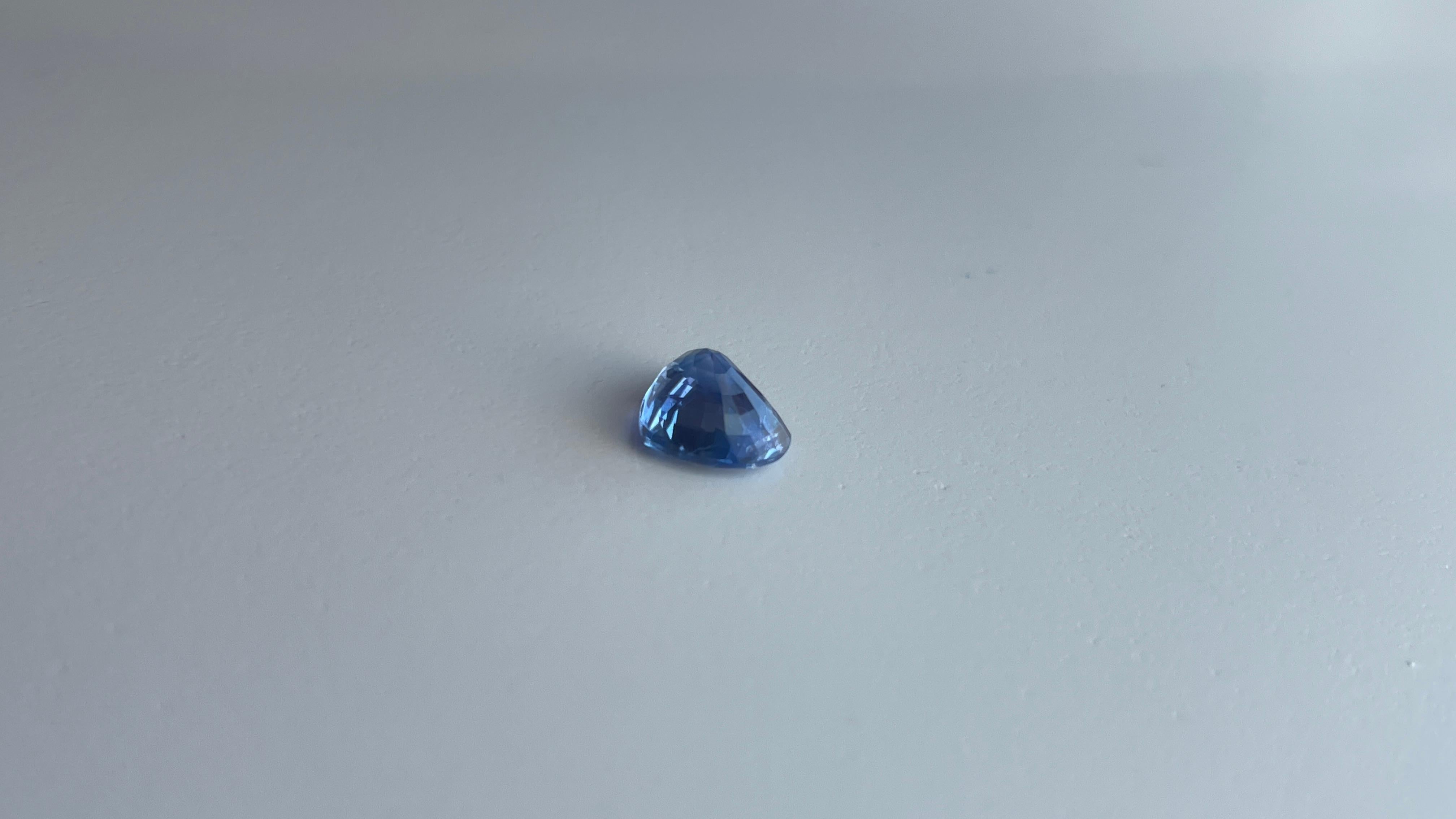 Taille cœur Saphir bleu naturel non chauffé de 1,76 carat certifié GIA en vente