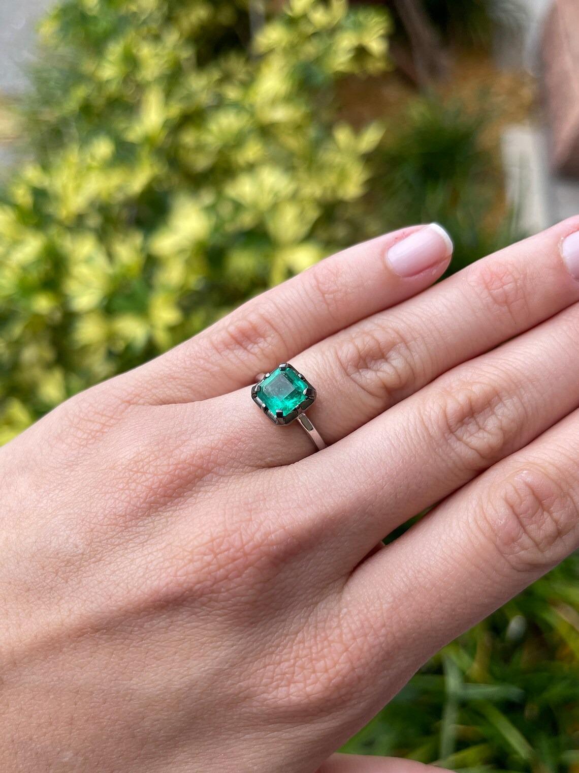 Modern 1.76cts 18K Colombian Emerald-Asscher Cut 8-Prong Solitaire Ring For Sale
