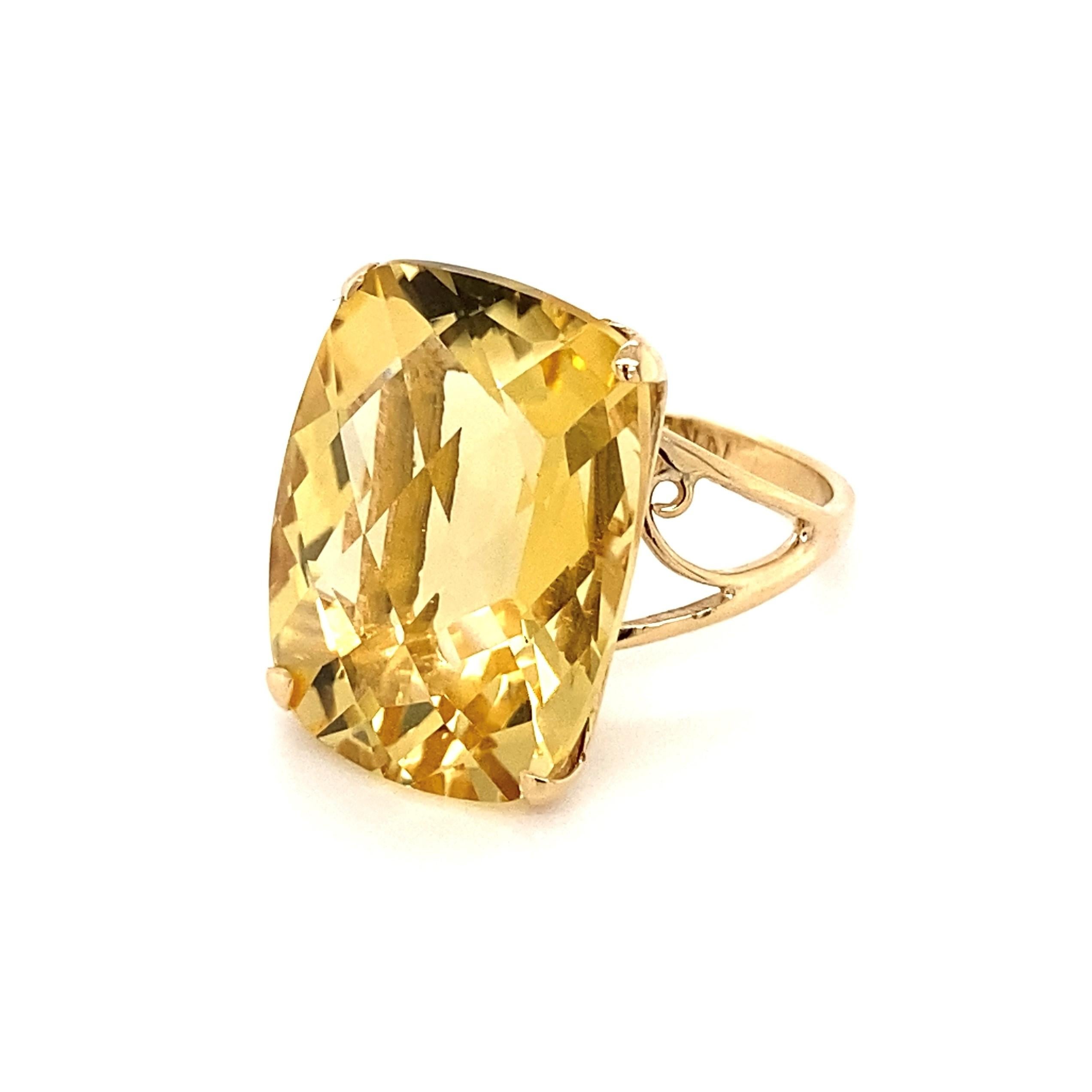 Cushion Cut 17.7 Carat Cushion Citrine Gold Split Shank Solitaire Cocktail Ring