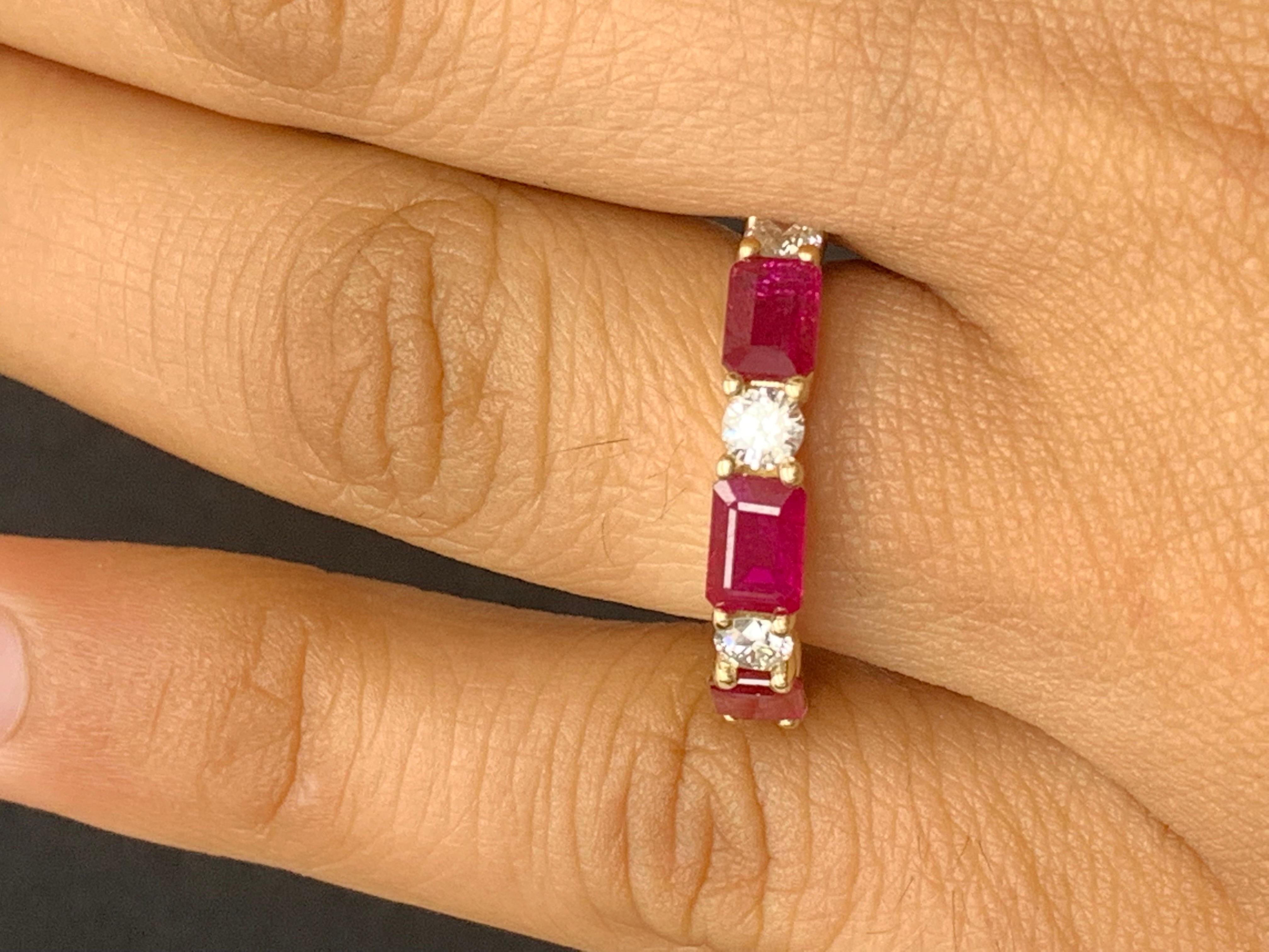 Contemporary 1.77 Carat Emerald Cut Ruby and Diamond Band in 14K Yellow Gold For Sale