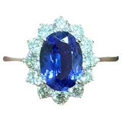 1.77 Carat Oval-cut Tanzanite Ring in 18K White Gold