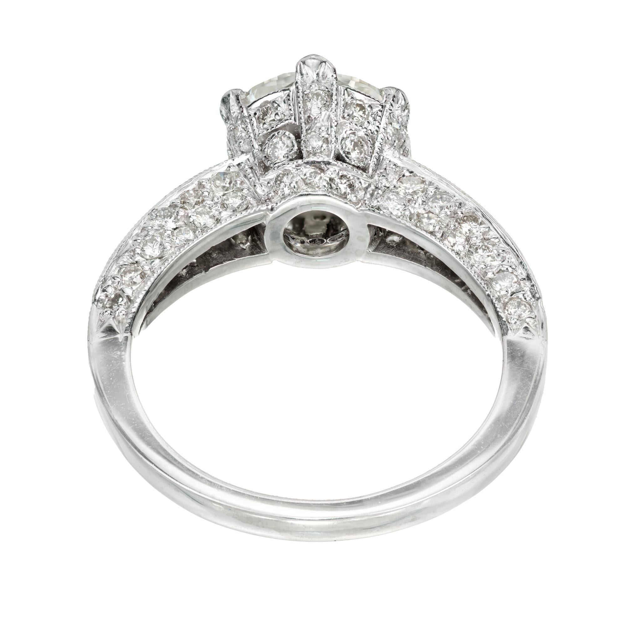 1.77 Carat Transitional Cut Diamond Platinum Engagement Ring en vente 1