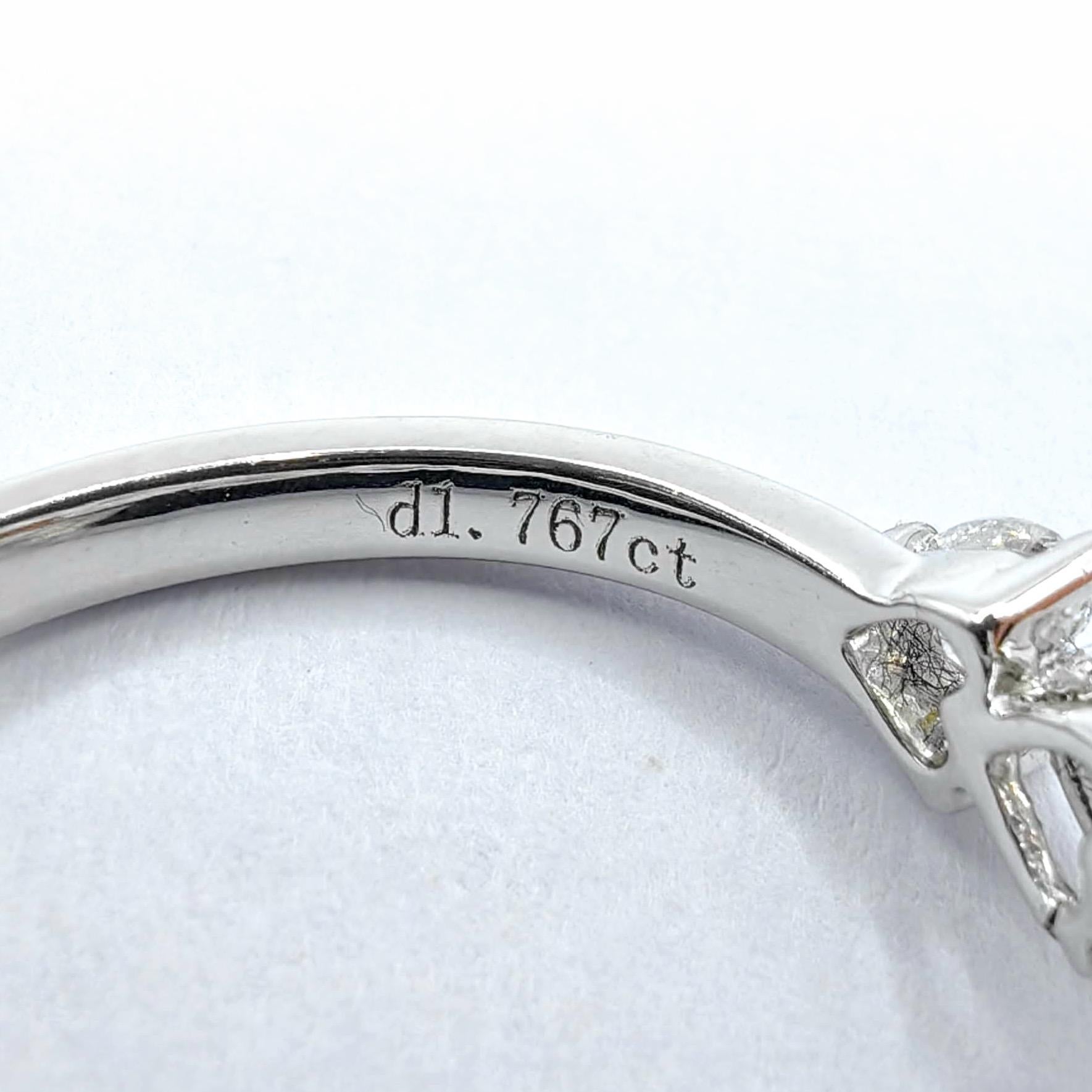 En vente :  Bague bypass en or blanc 18 carats 10 diamants taillés en cœur 6