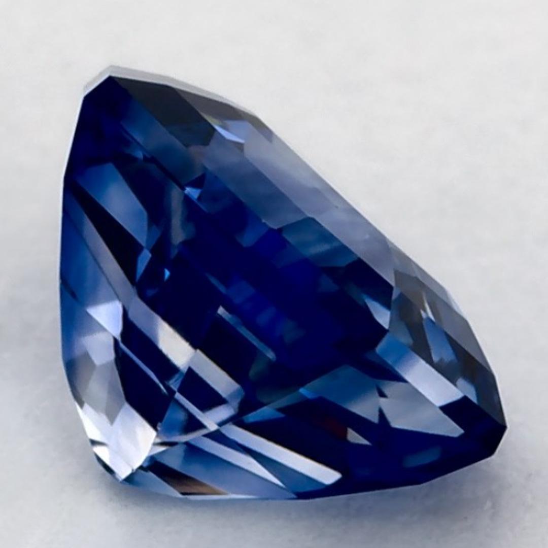 1.77 Ct Blue Sapphire Octagon Cut Loose Gemstone For Sale 2