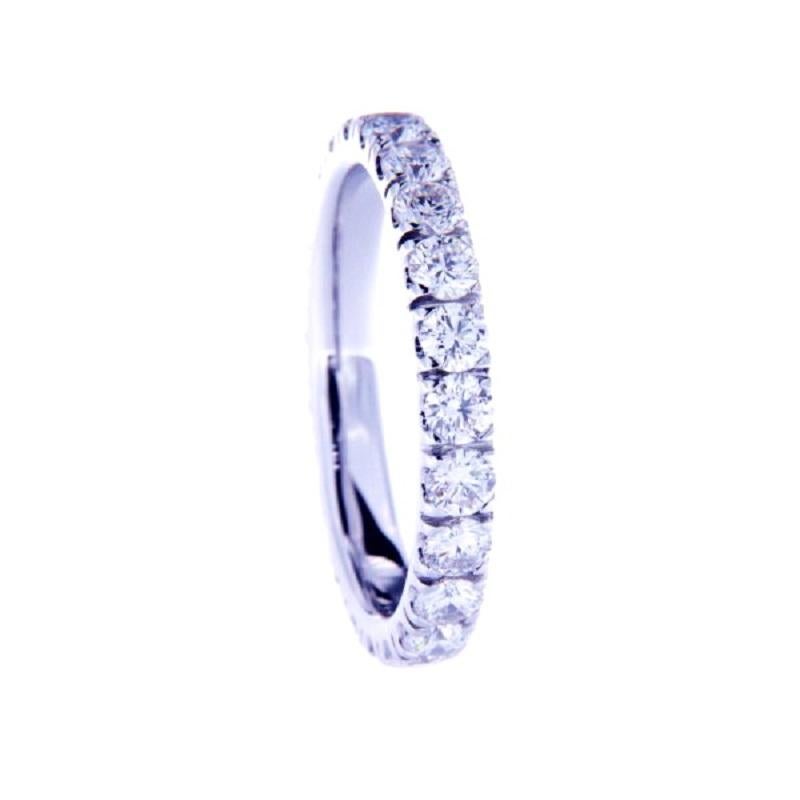 Beautiful modern wedding ring. The ring consists of white gold with total 1.77 Ct diamonds round cut.
Total weight: 2.91 grams
Metal: 18Kt White gold
New contemporary jewelry. 
US Ring size 7 please see the conversion in the picture for measurements