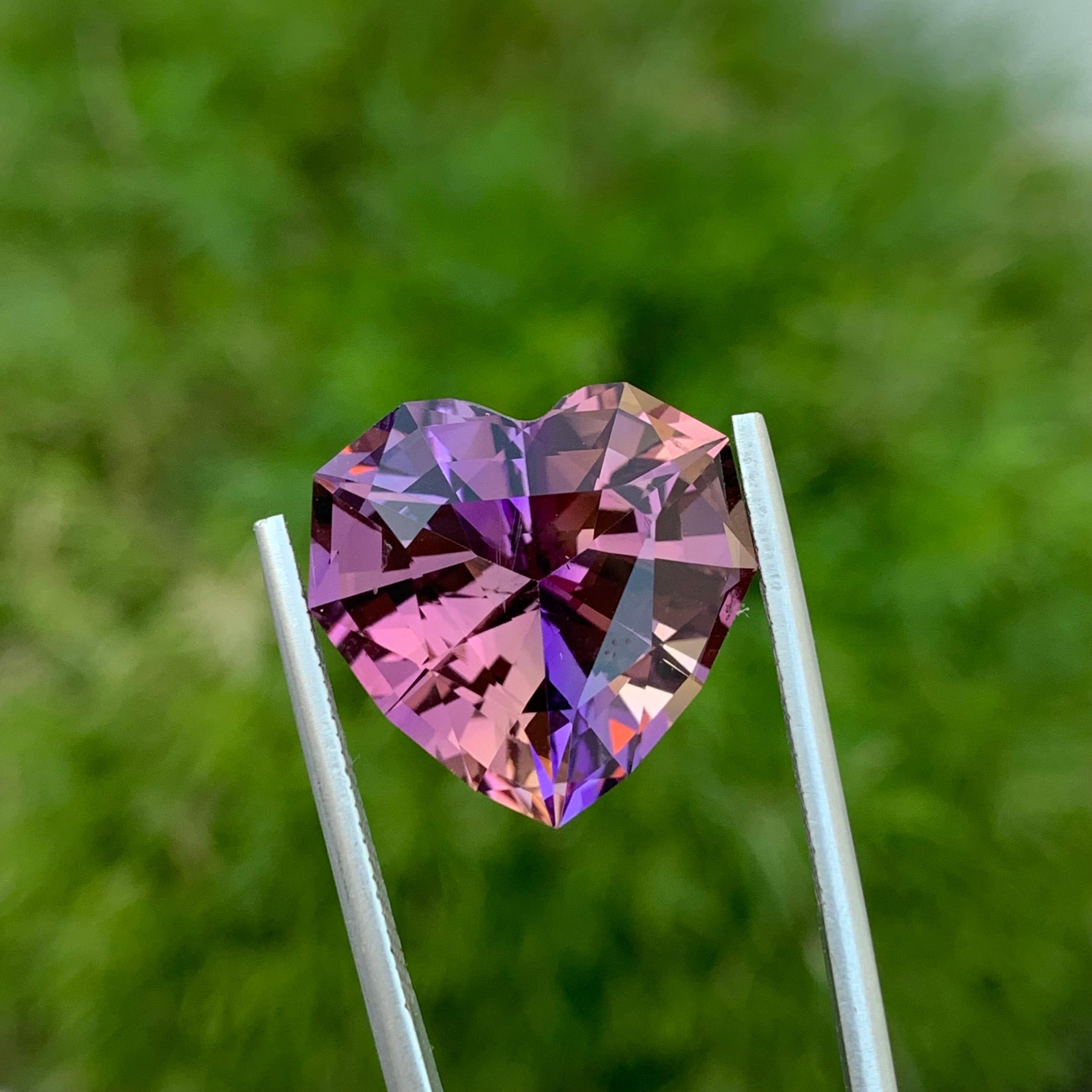 17.70 Carat Natural Loose Ametrine Heart Shape Gem For Necklace Jewellery  In New Condition For Sale In Peshawar, PK