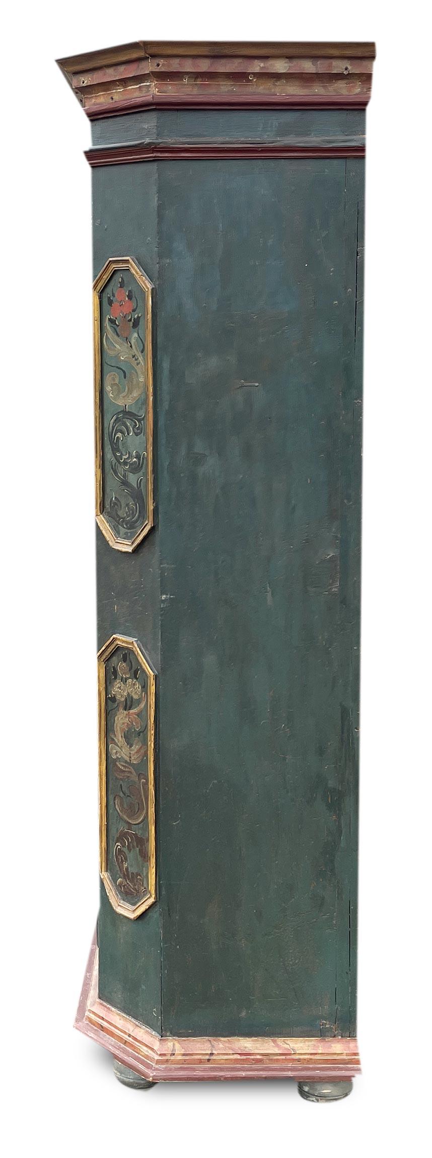 Tyrolean Blue-Green wardrobe dated 1770

Period: 1770 (dated)
Origin: Tyrol
Essence: Fir
Measures:
Height: 196cm
Width: 147 cm (160 cm at the frames)
Depth: 50 cm (56 cm at the frames)

Tyrolean wardrobe, with two doors, entirely painted in a
