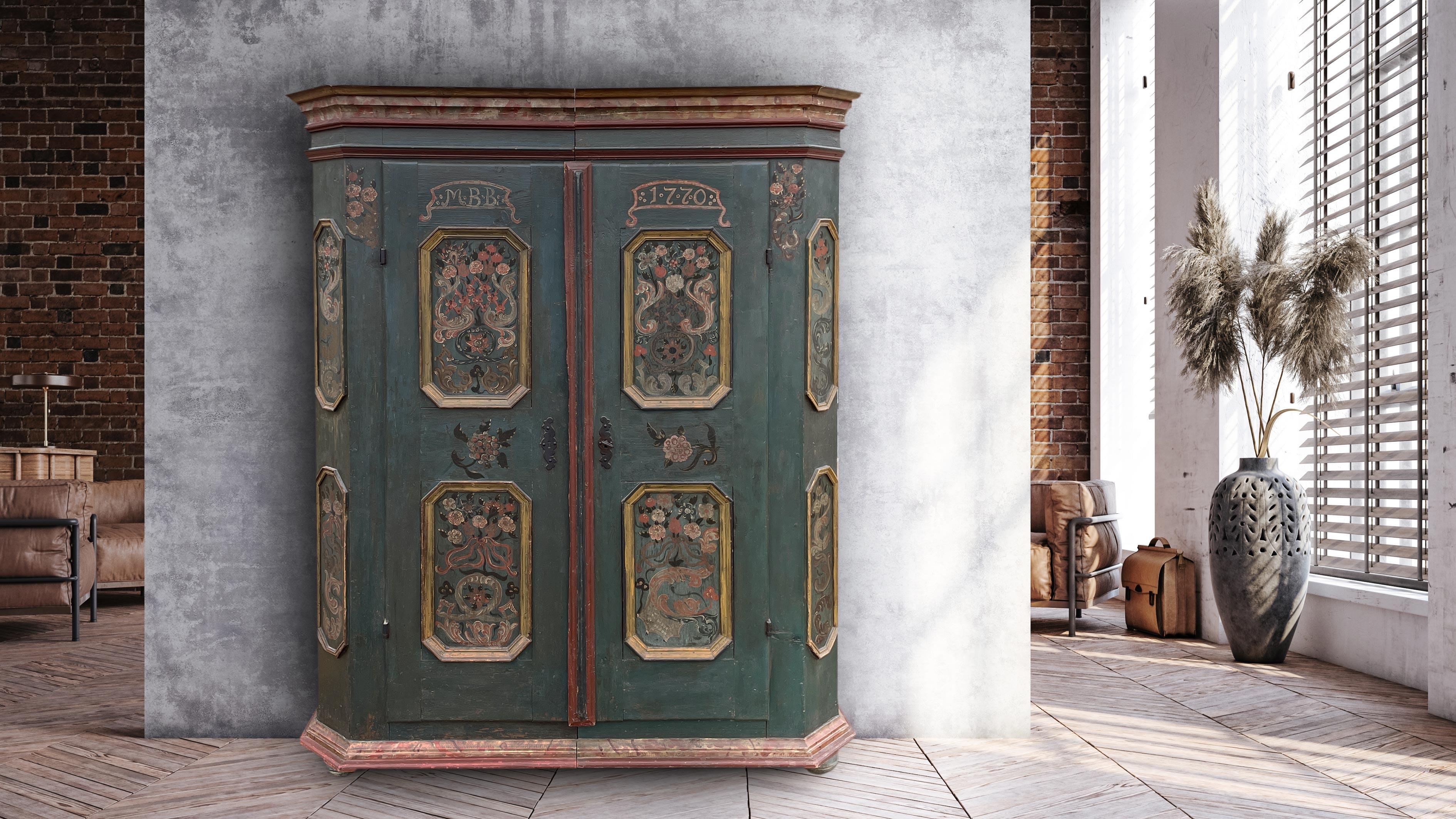 1770 Green Floral Painted Wardrobe For Sale 12