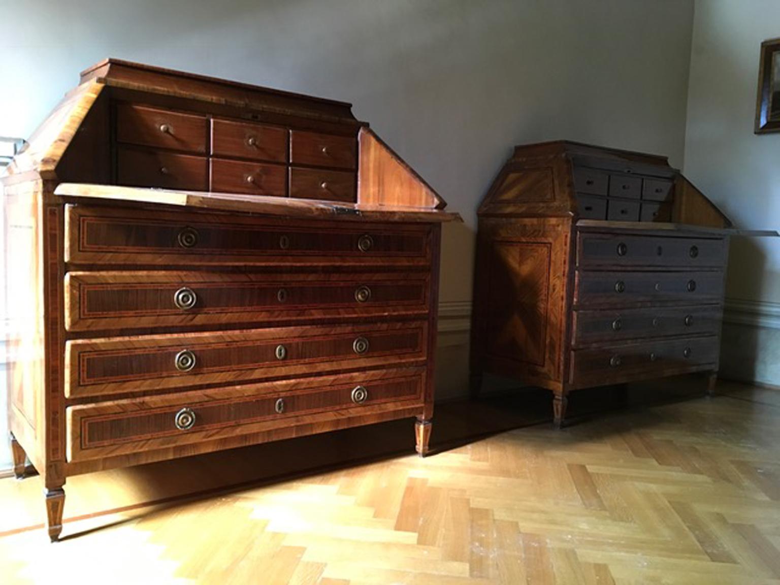 1770 Italy Fine Inlaid Mahogany Chest of Drawers with Secretaire 6