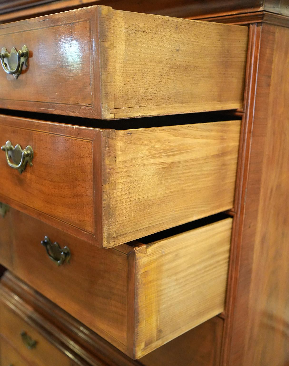 1770s Rhode Island Queen Anne Walnut Original Highboy For Sale 5