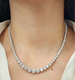 17.72 ct Riviera Graduated Diamond Necklace - Platinum