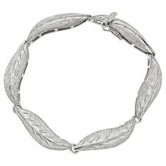 17.74 Grams White Gold Hand-Engraved Leaves Fashion Bracelet