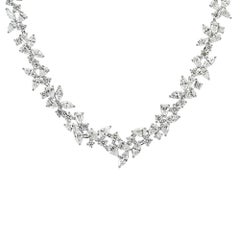 Mark Broumand 17::75 Karat Fancy Cluster Diamant-Halskette in 18 Karat Weißgold