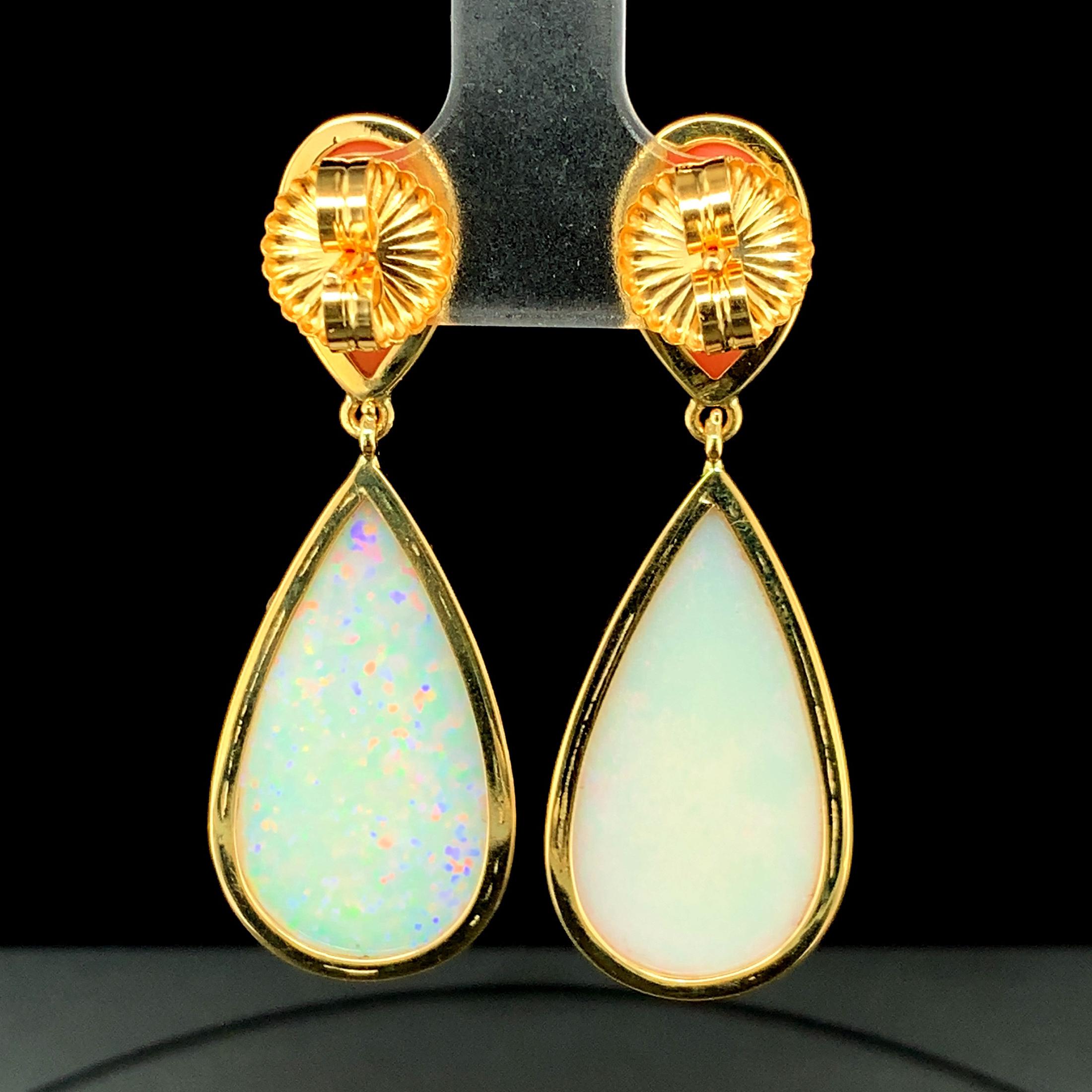 Women's Pear-Shaped Opal and Coral Drop Earrings in Yellow Gold, 17.75 Carats Total For Sale