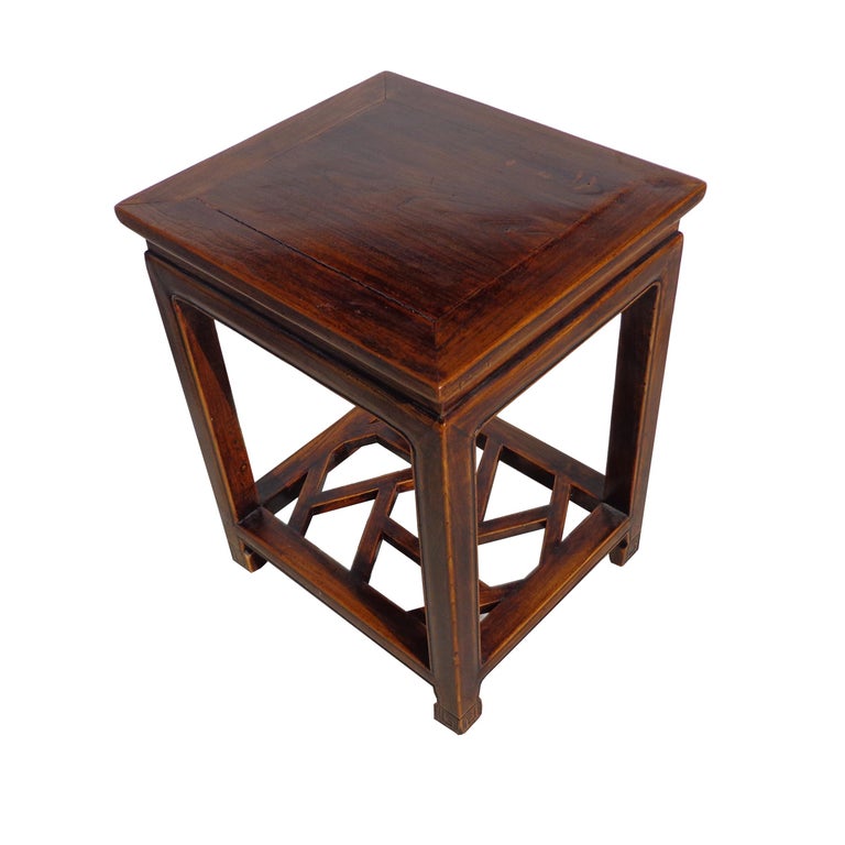 Ming Style Chinosarie Side Table with Fretwork In Good Condition For Sale In Pasadena, TX