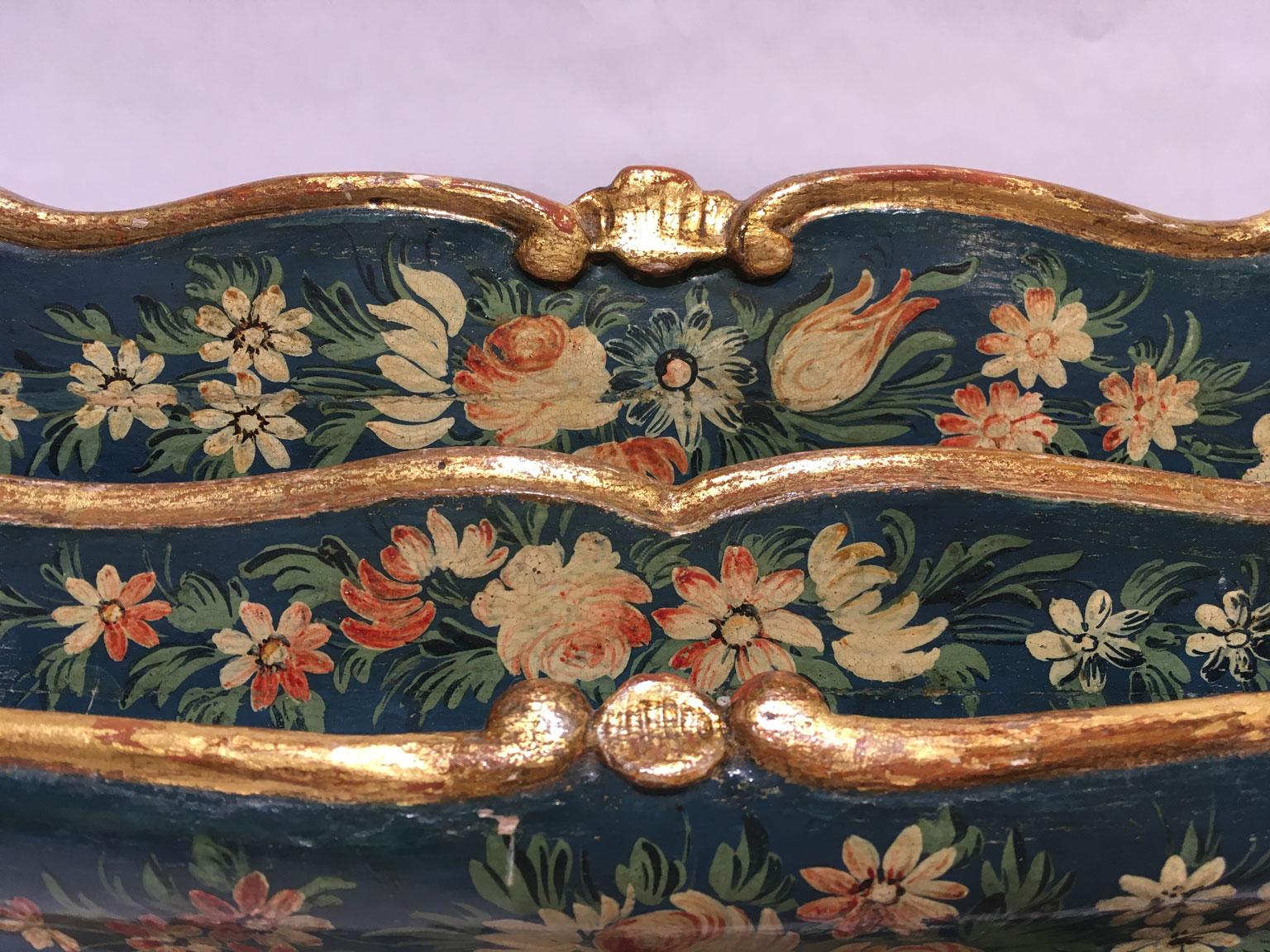 1775 Venezia Italy Blue Lacquered Wooden Engraved TablePaper Holder with Flowers In Good Condition For Sale In Brescia, IT