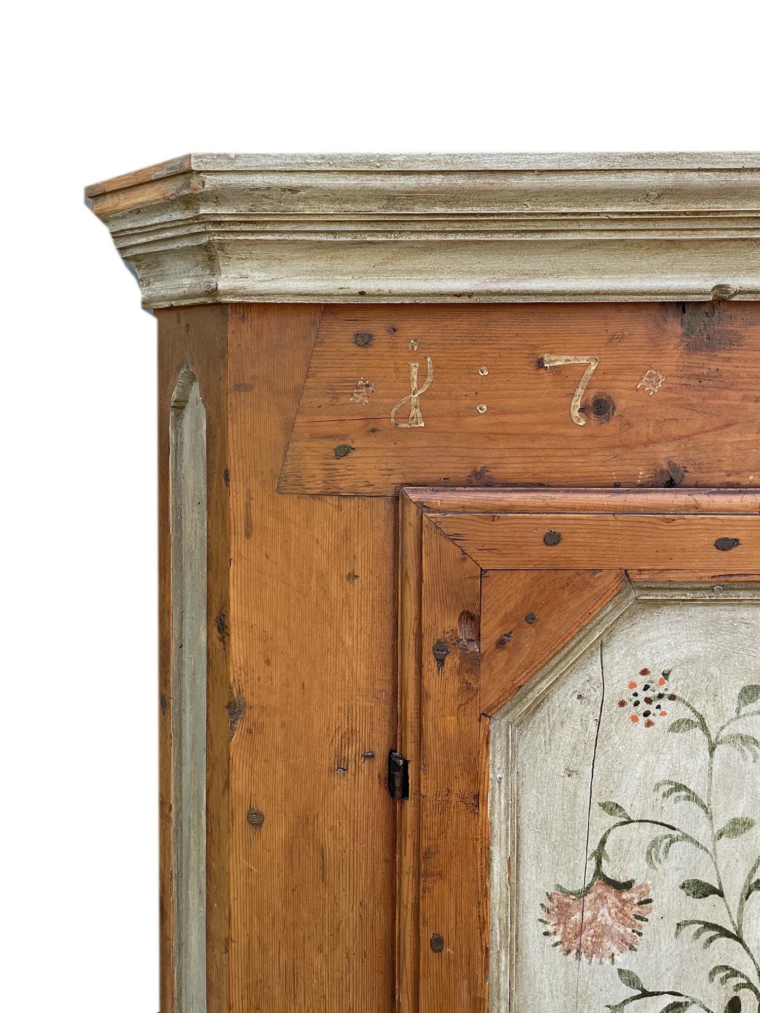 1776 Floral Painted Cupboard - European Alps For Sale 10
