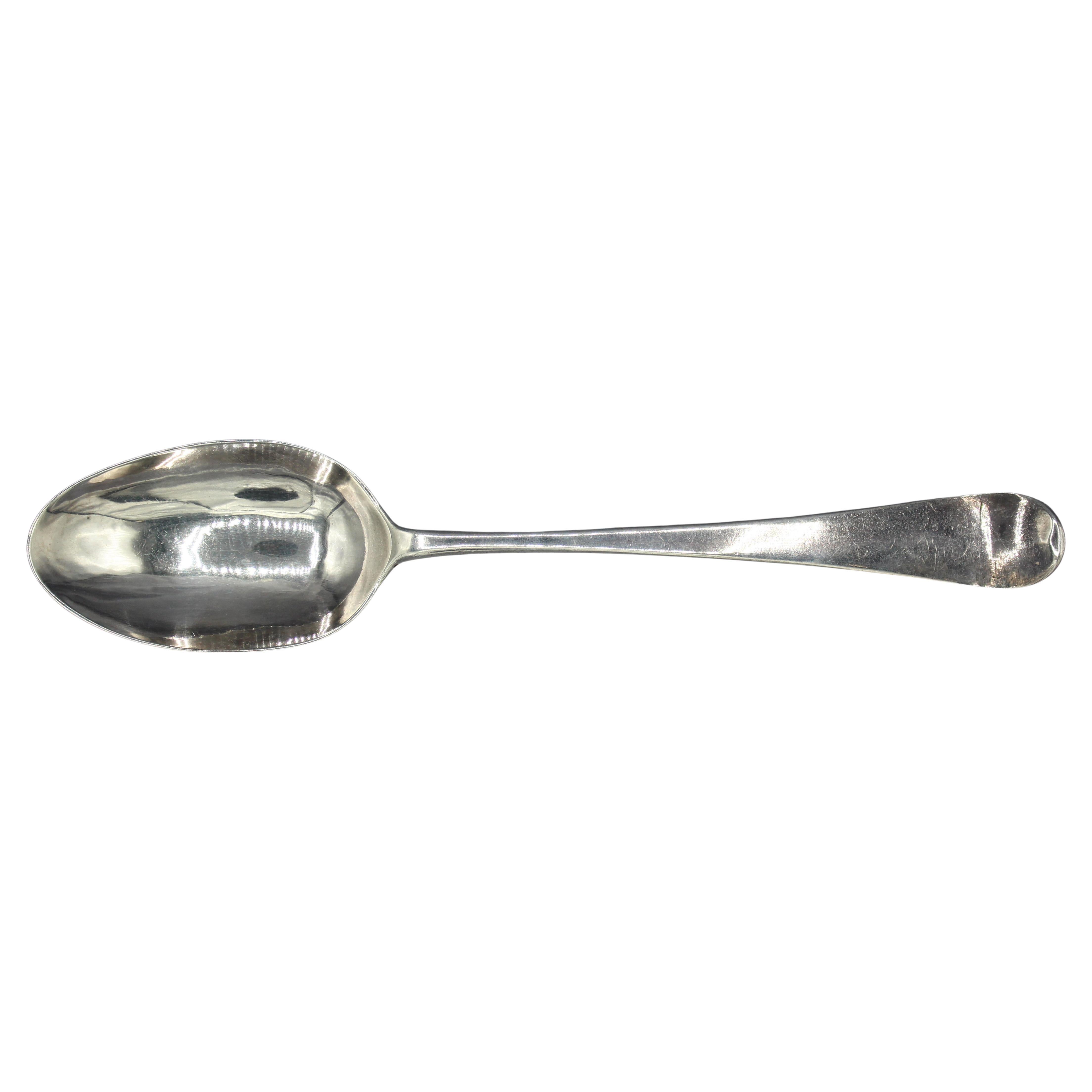 Cuchara de plata de ley con motivo hannoveriano de 1777 de Hester Bateman