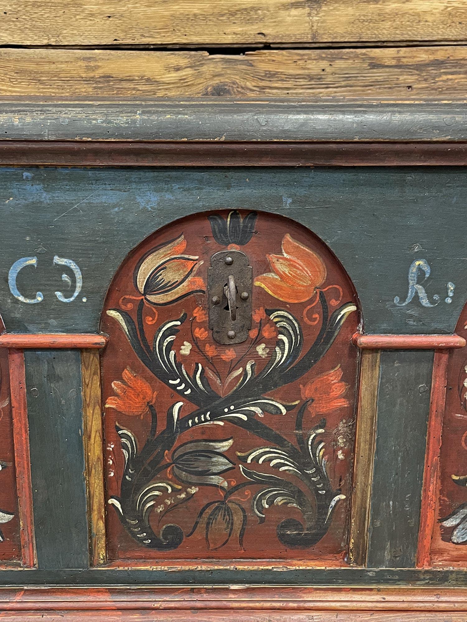 1778 Blue Alpine Painted Blanket Chest in vendita 6