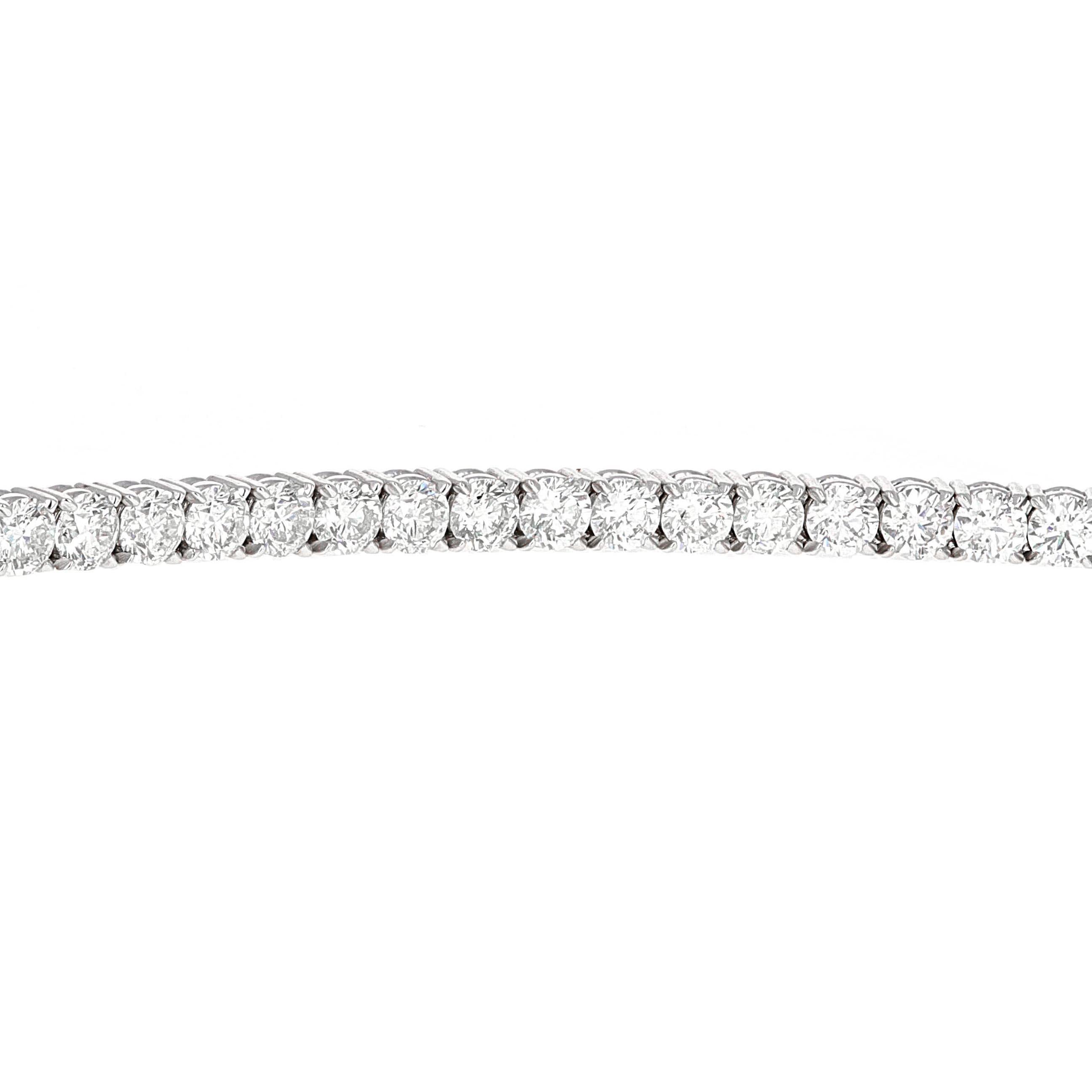 Modern 17.78 Carat Round Brilliant Diamond Tennis Bracelet